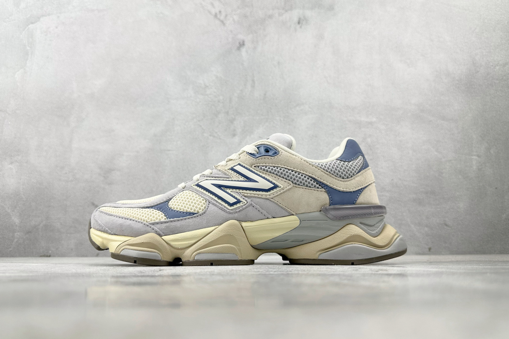 New Balance Sneakers-231