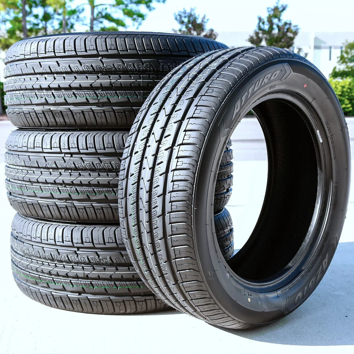 Set of 4 (quad) 265/50R20 112V XL full season tires suitable for: 2014-15 Jeep Grand Cherokee Summit, 2019-20 Jeep Grand Cherokee Limited X