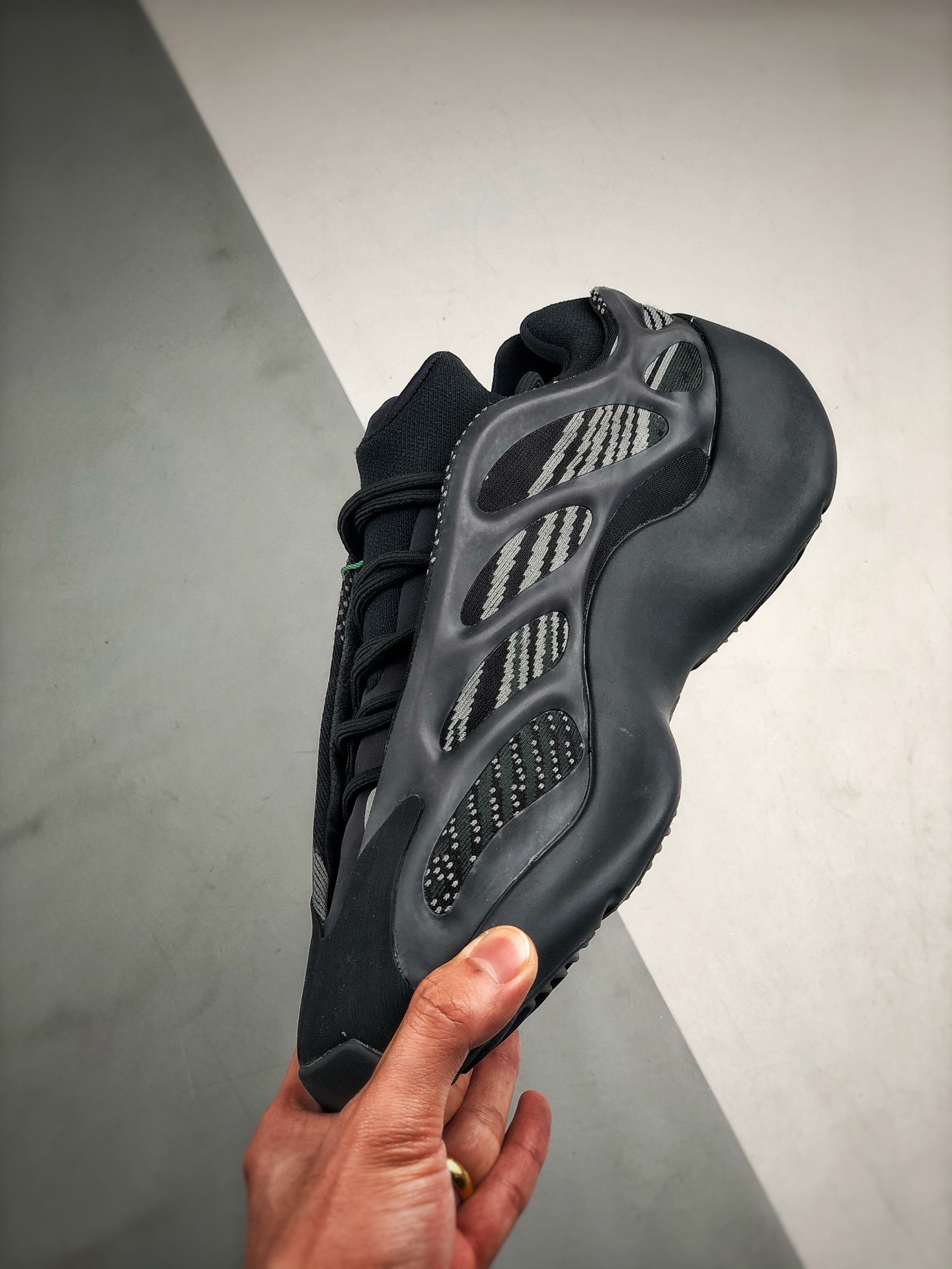Adidas Sneakers-101