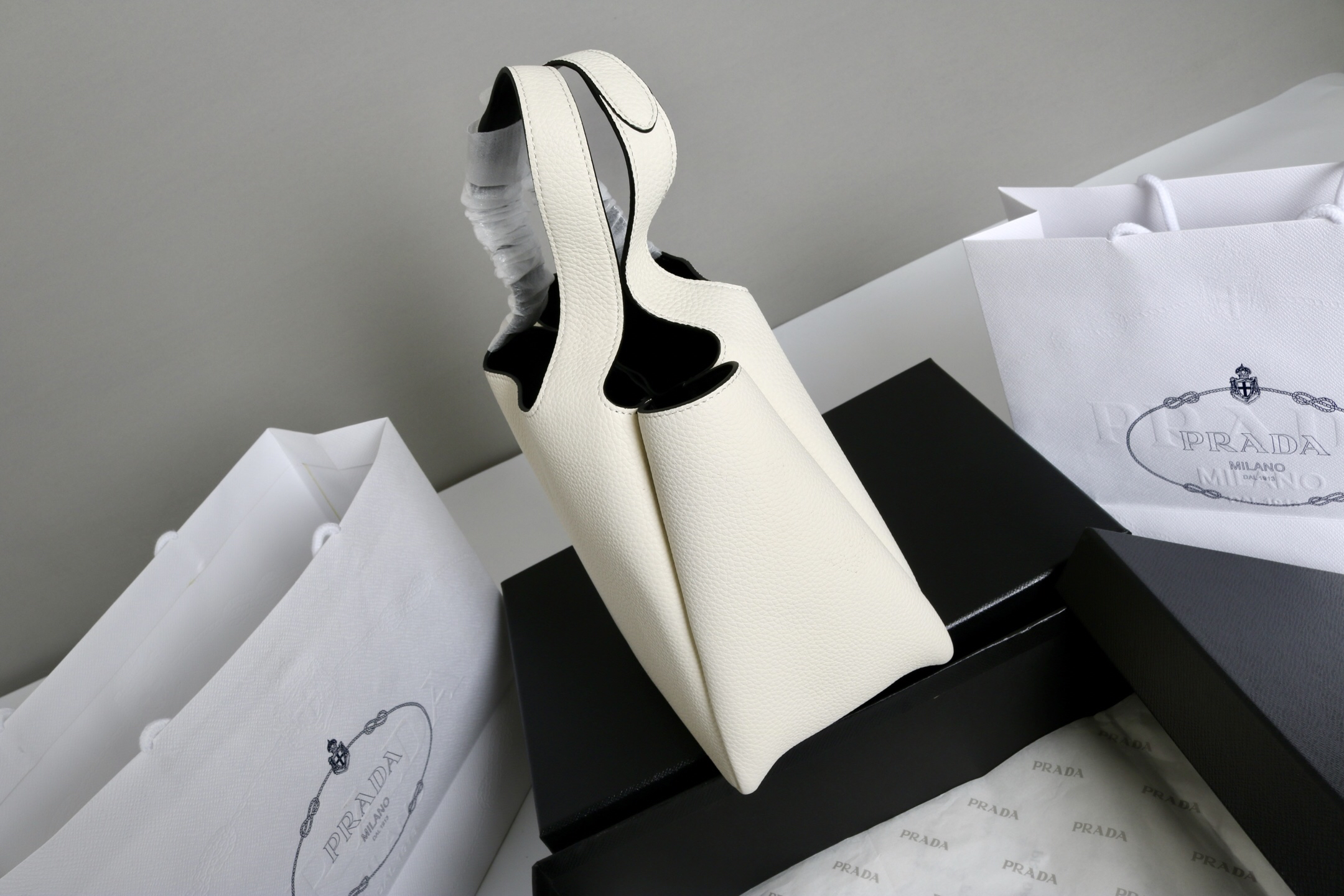 Prada Hot New Product-85