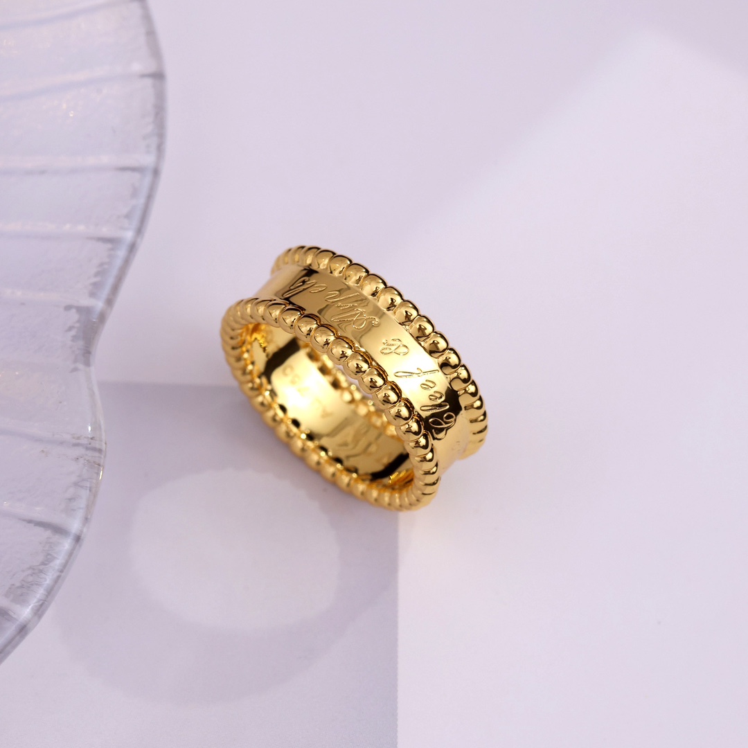 Van Cleef & Arpels ring-4