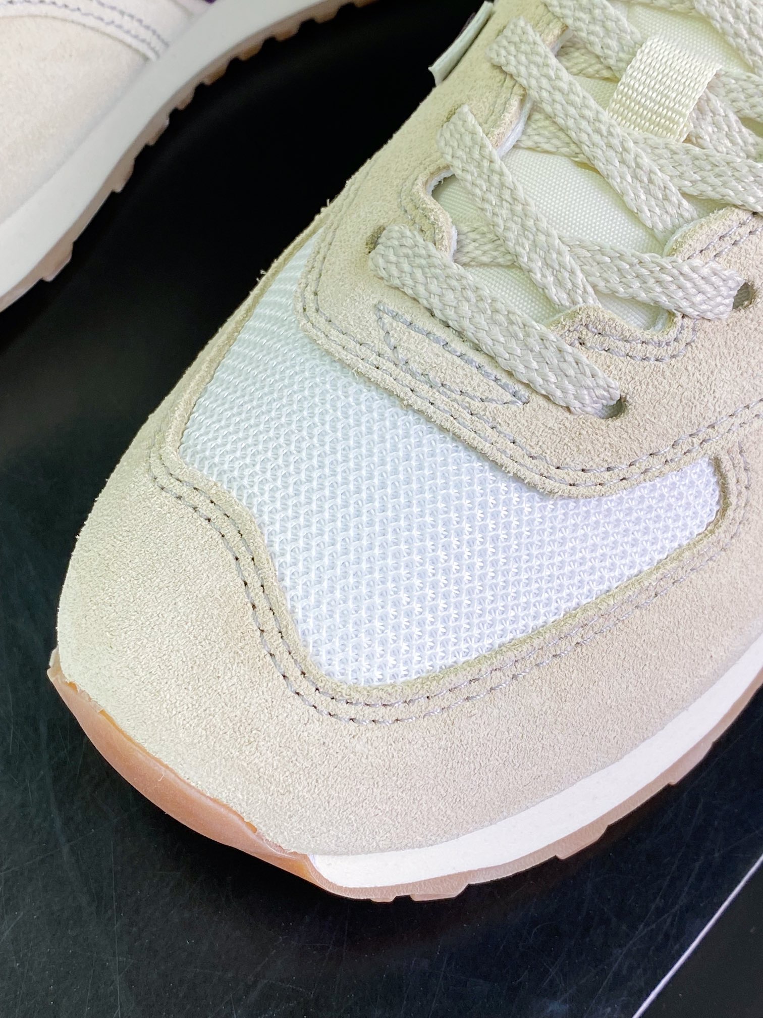 New Balance Sneakers-329