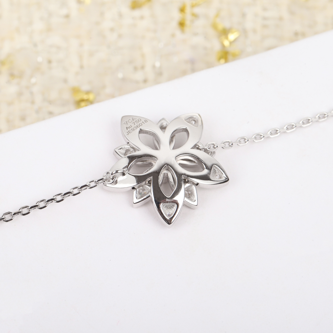 Van Cleef & Arpels Bracelet-40