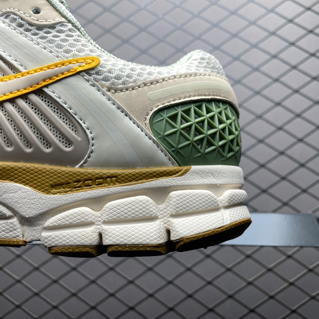 Nike Sneakers-124