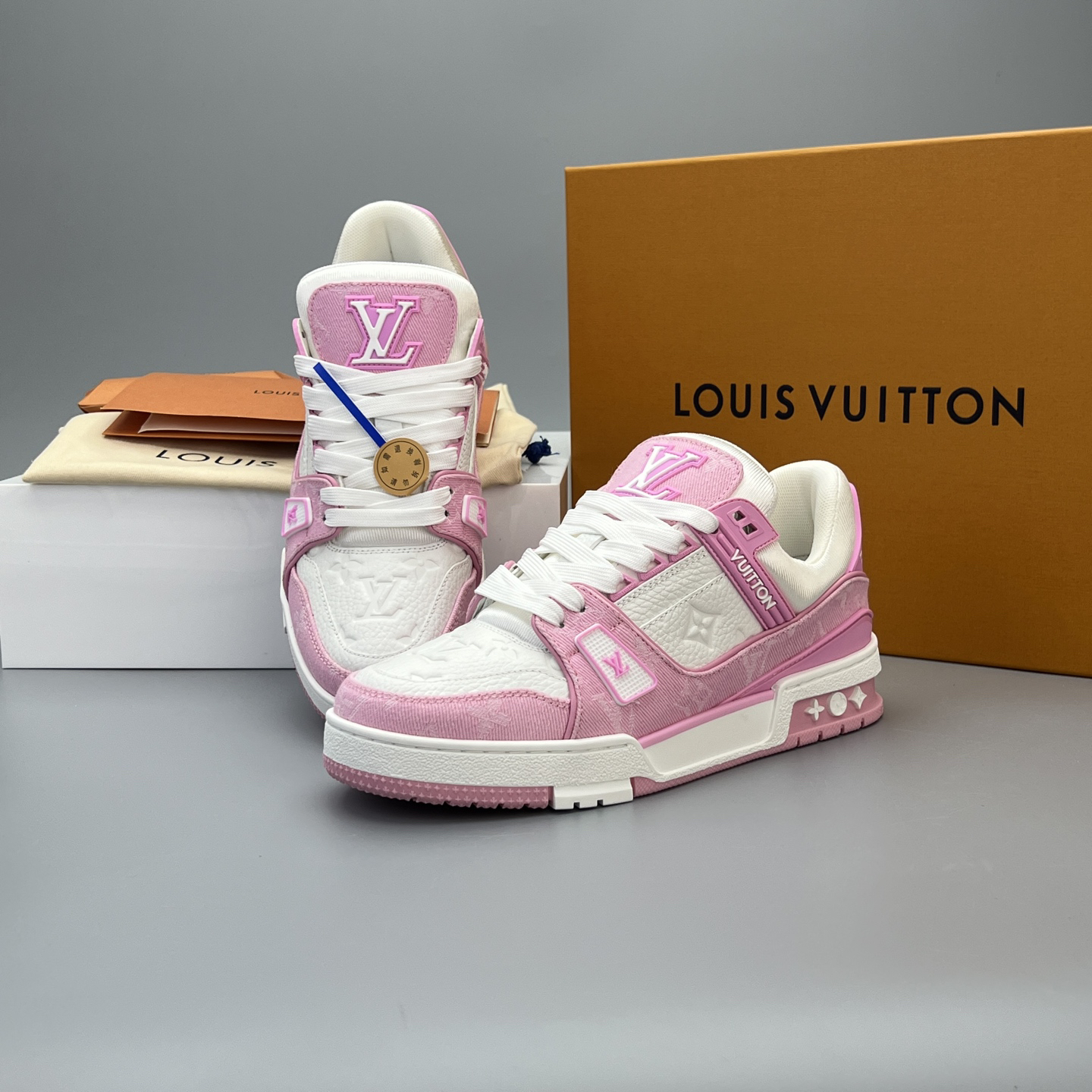 Lv Sneakers-132