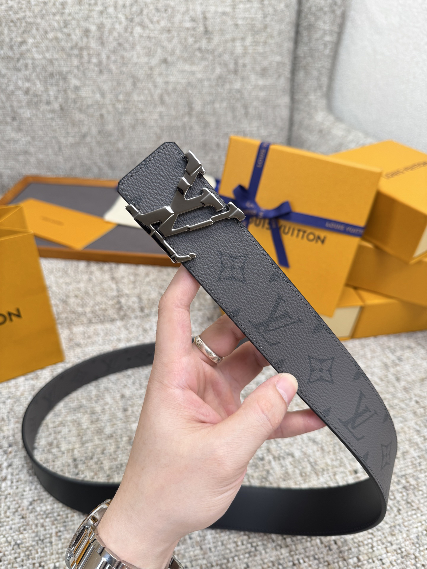 Lv belt-61