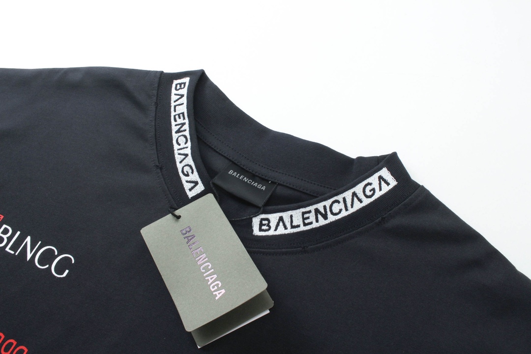 Balenciaga clothing-181