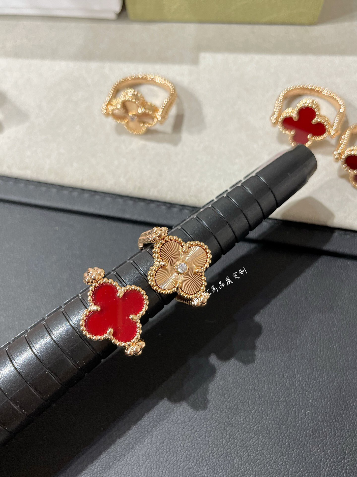 Van Cleef & Arpels ring-88