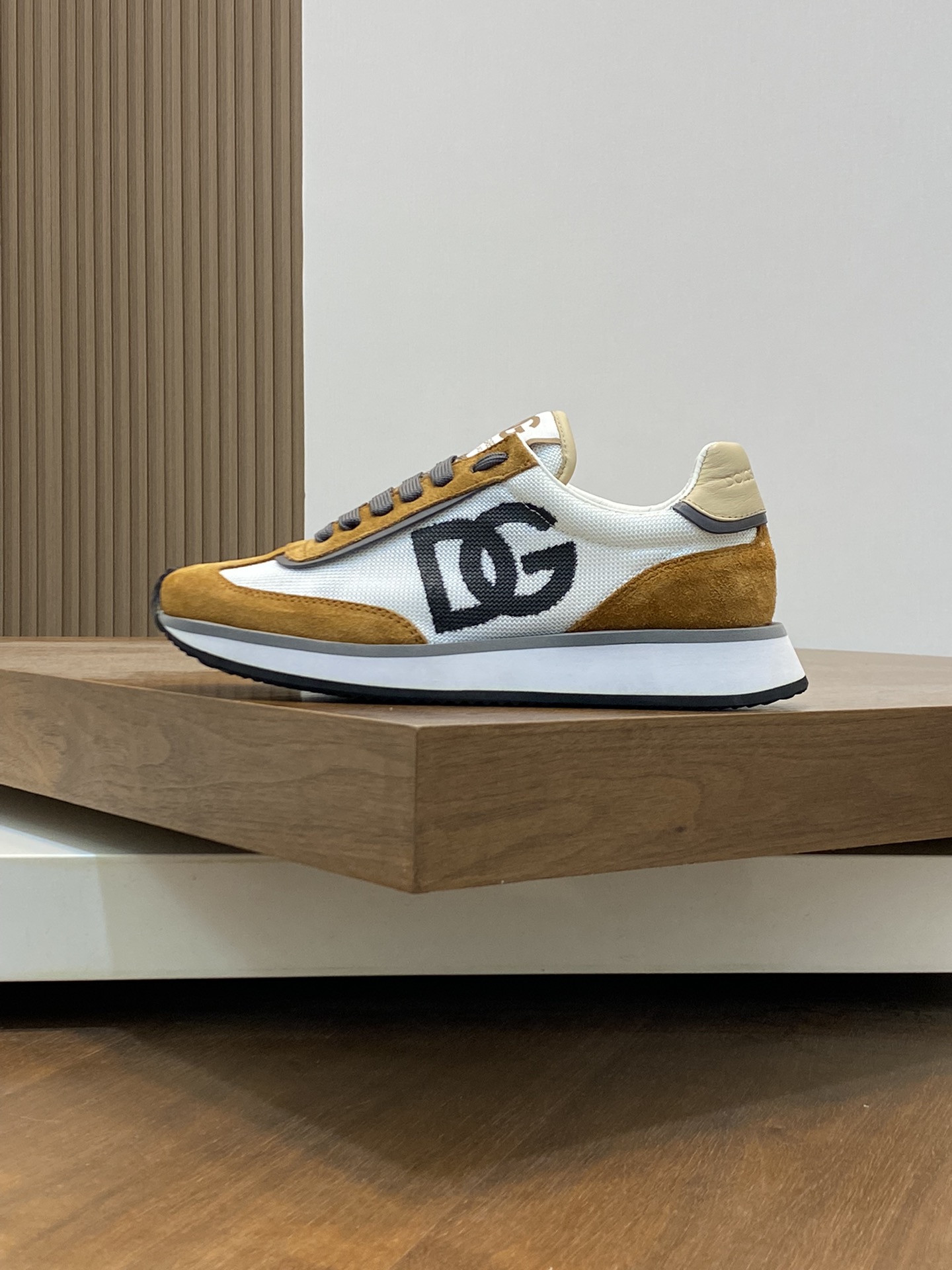 D&G Sneakers-116
