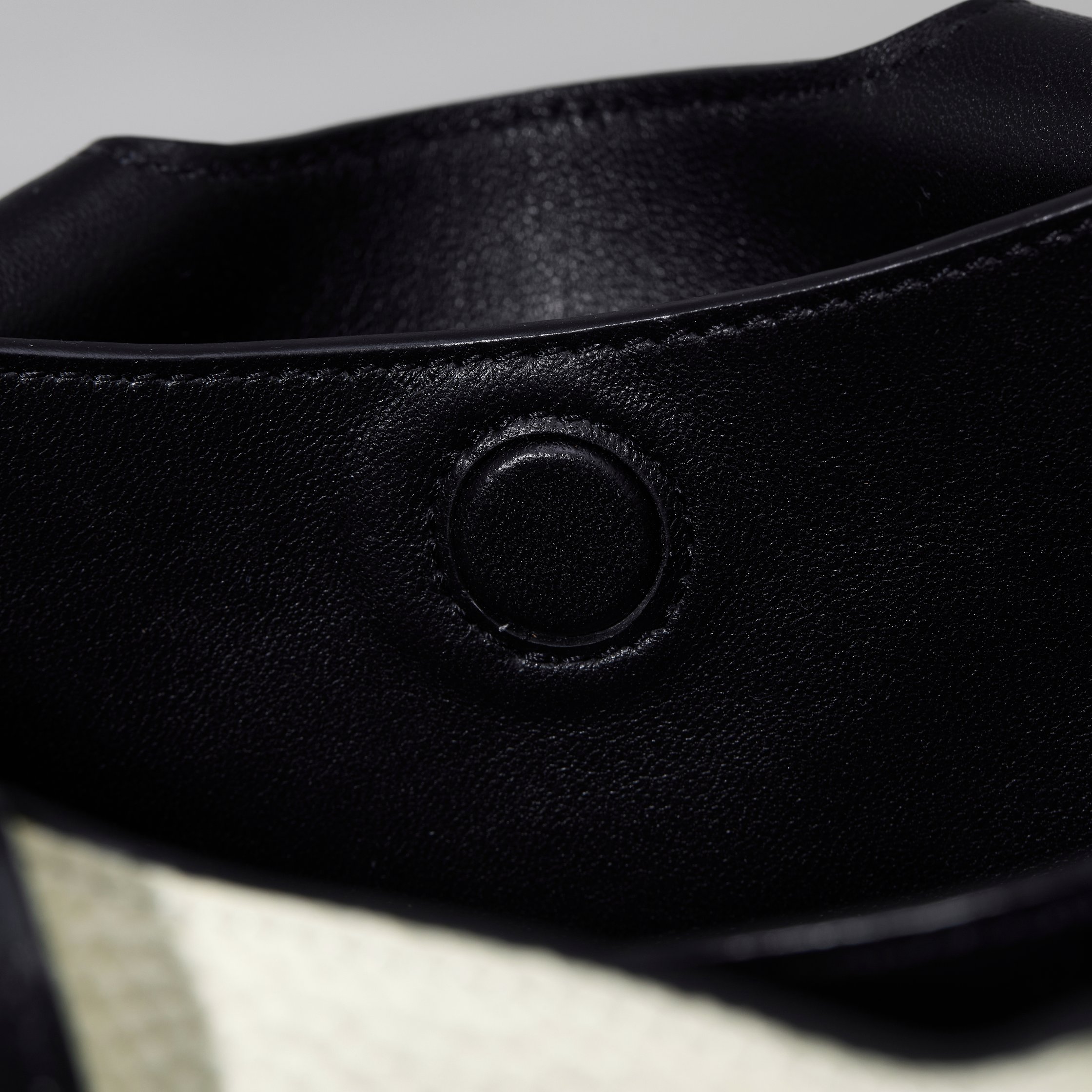 Prada Hot New Product-51