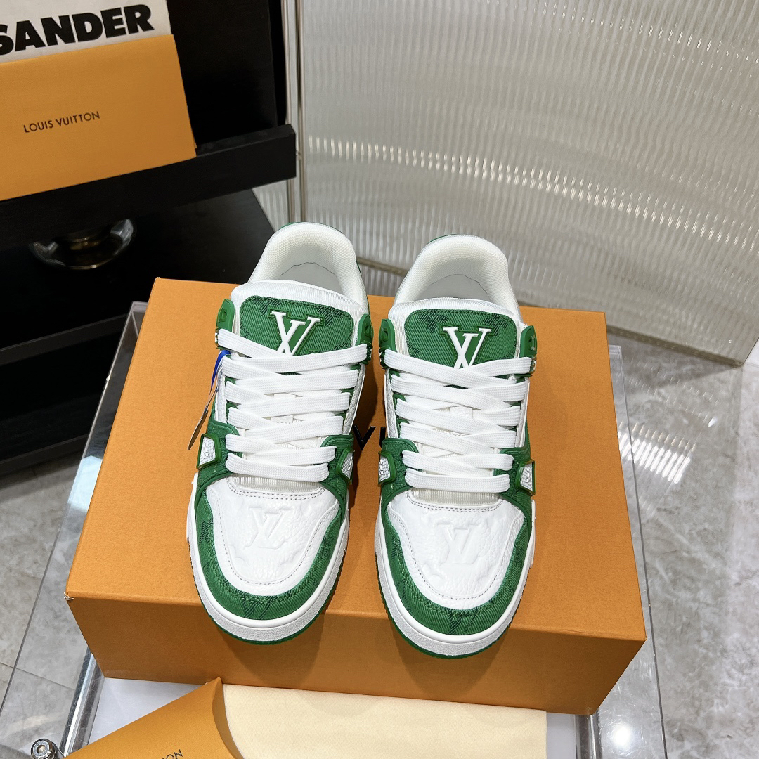 Lv Sneakers-53