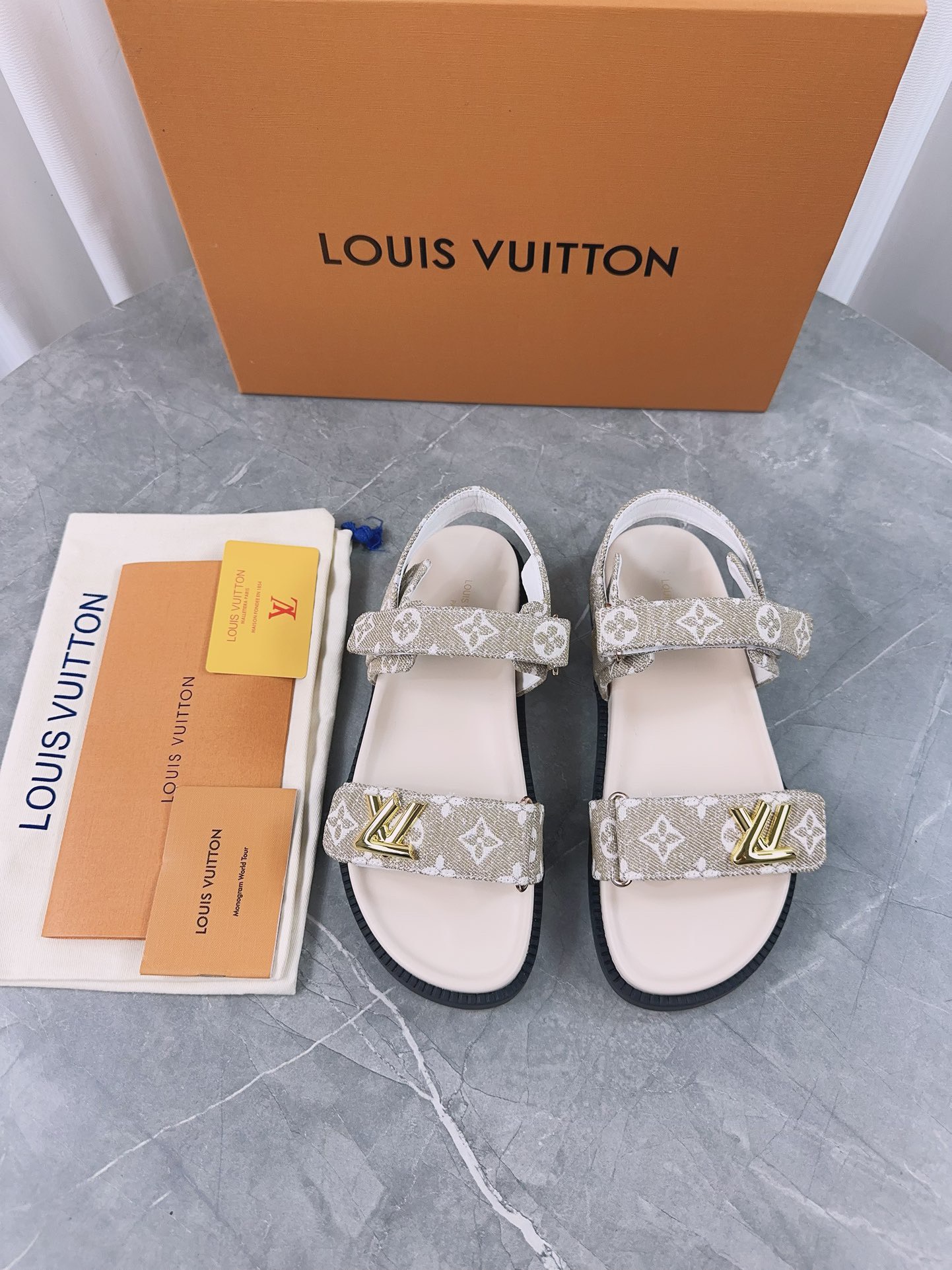 LV Summer footwear