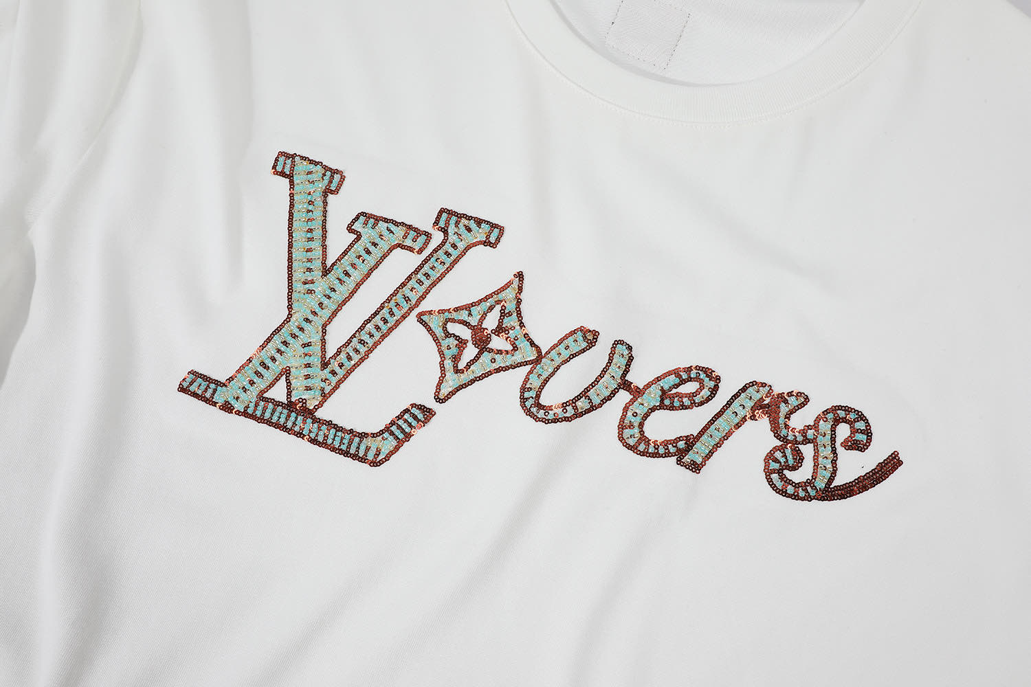 LV clothing-228