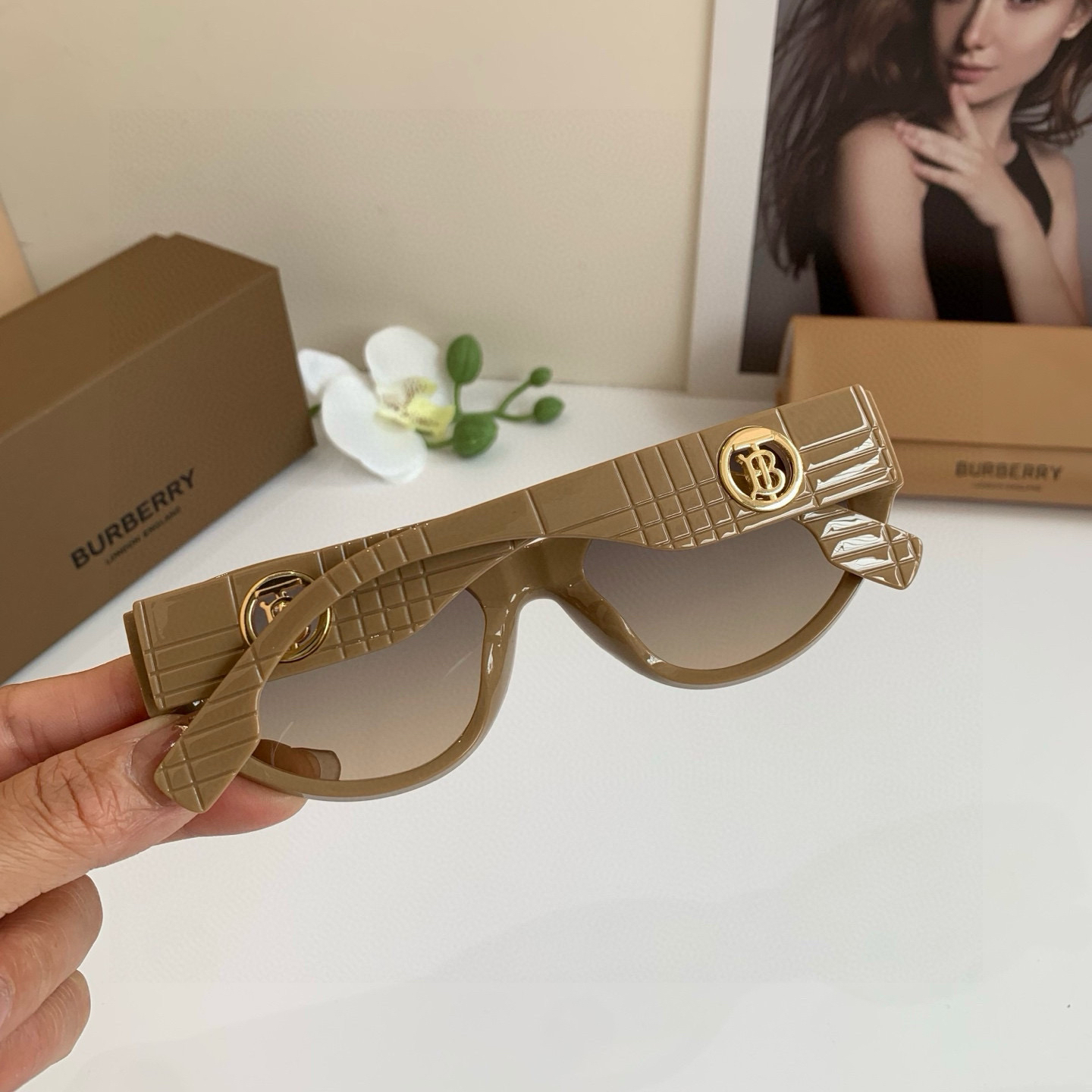 Burberry glasses-72