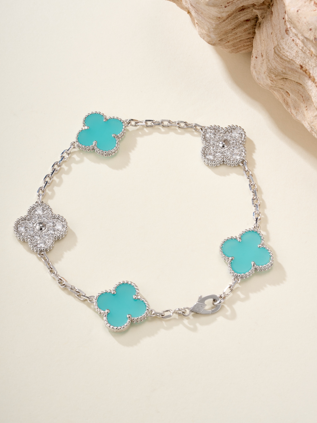 Van Cleef & Arpels Bracelet-21