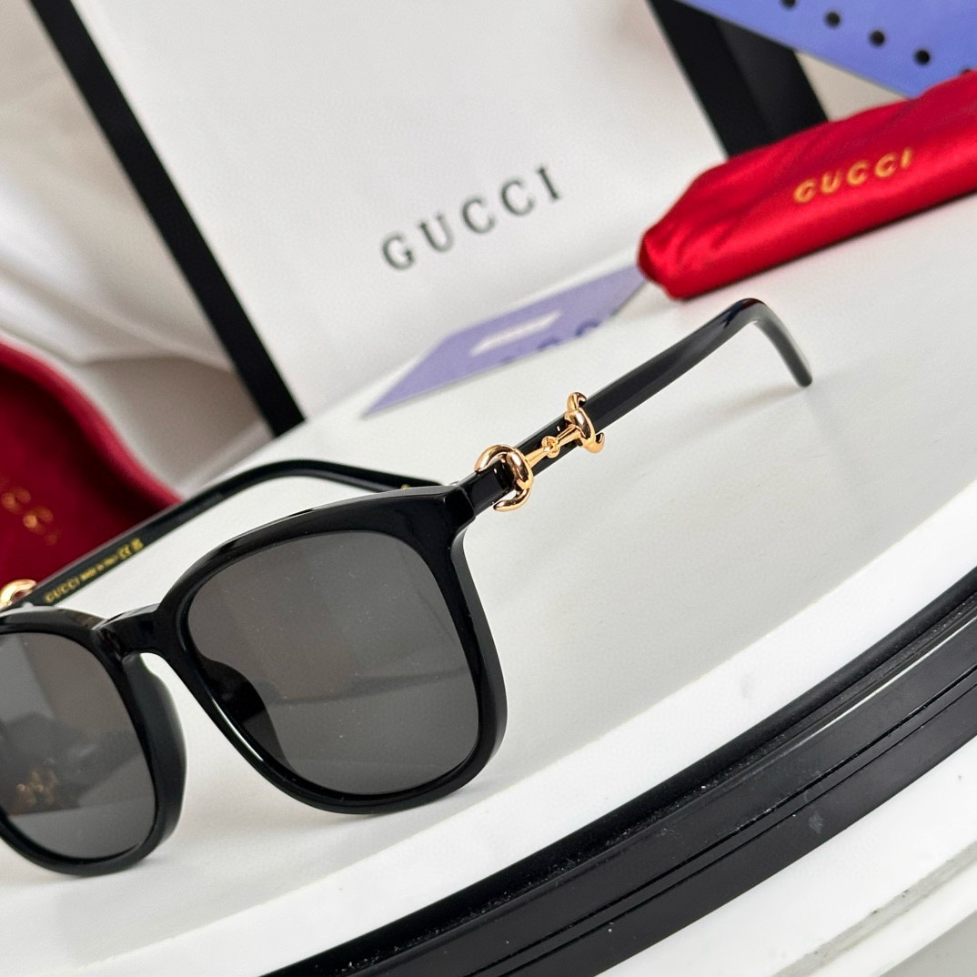 Gucci glasses-24