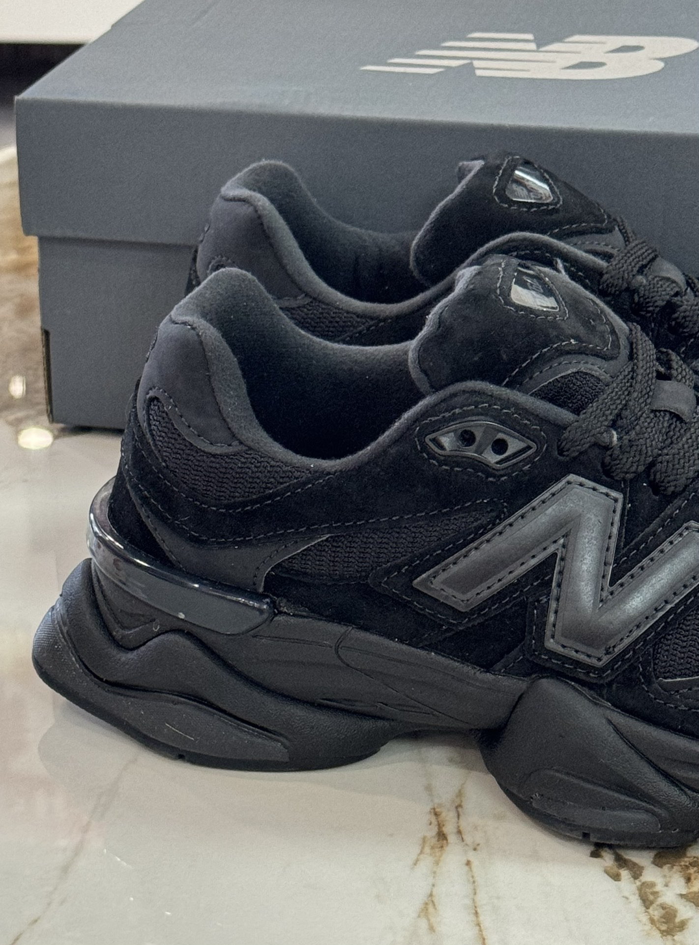 New Balance Sneakers-136