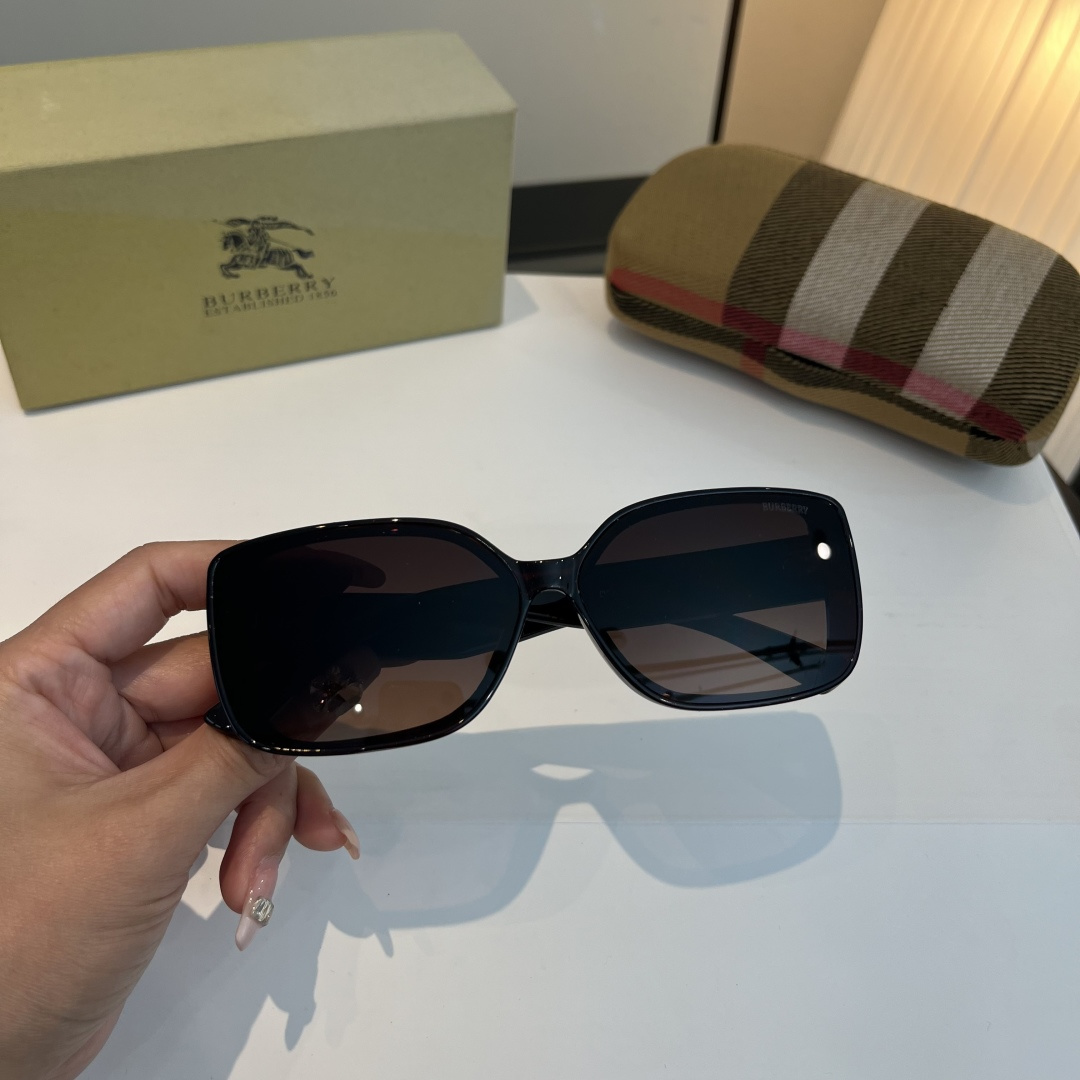 Burberry glasses-45