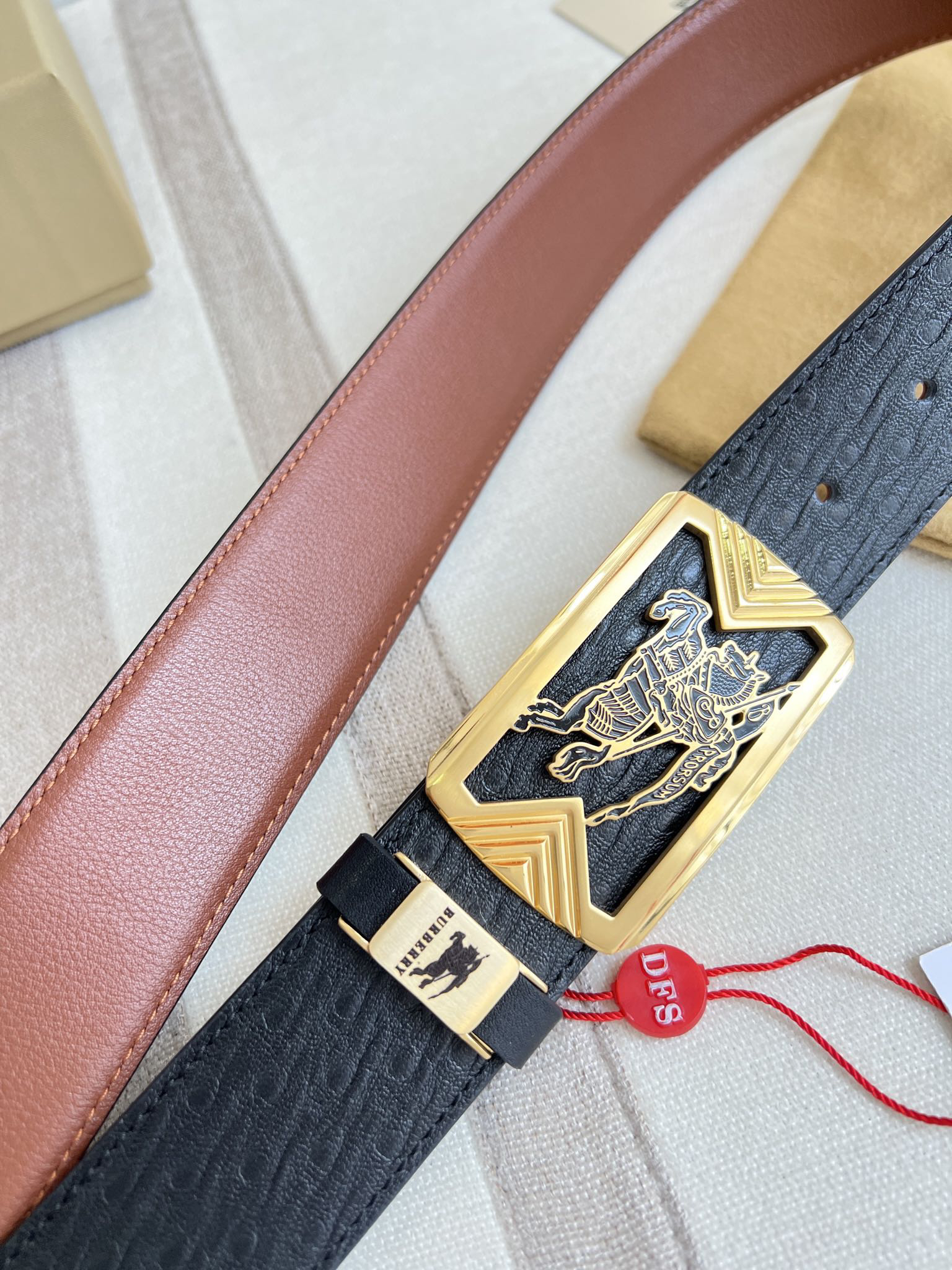 Burberry belt-51
