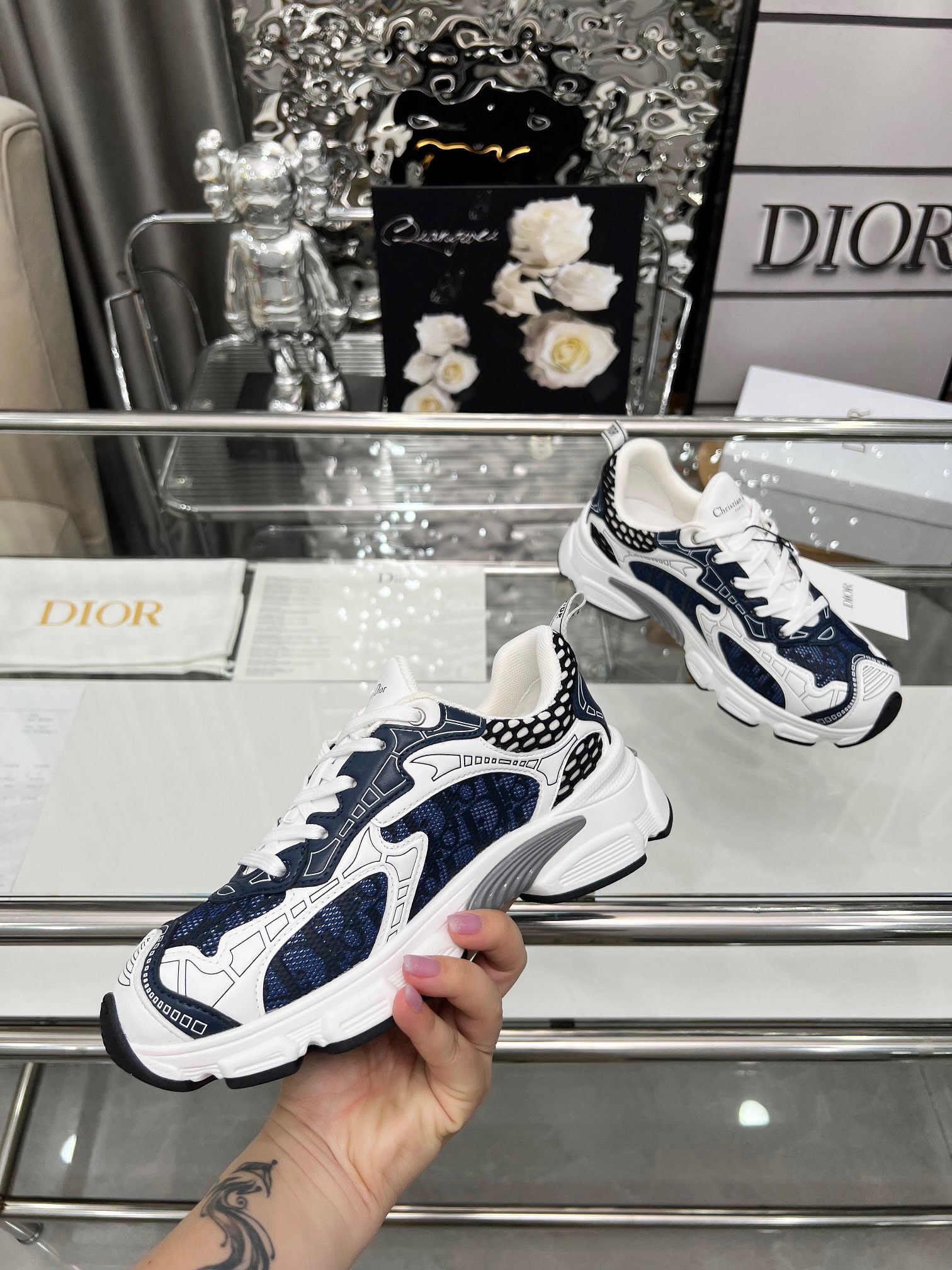Dior Sneakers-26