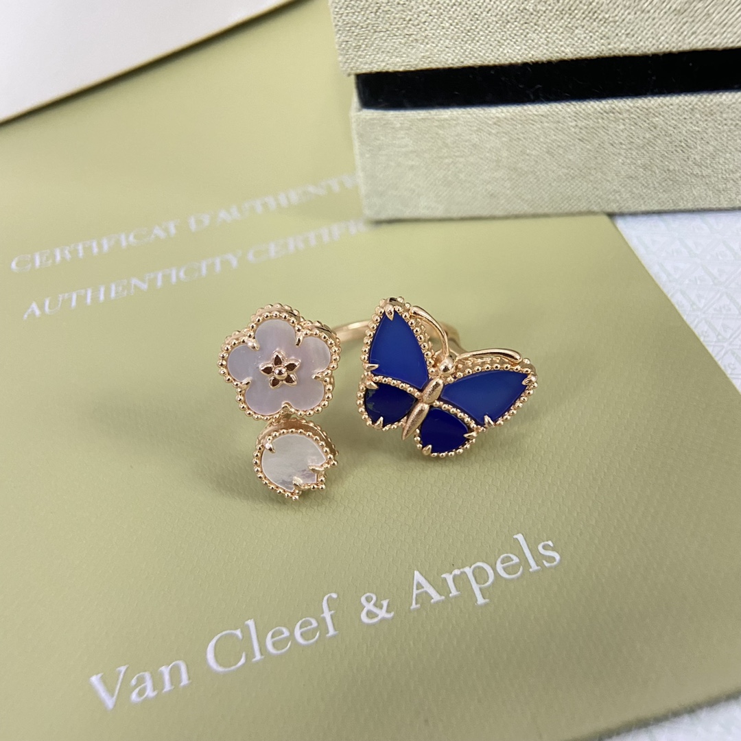 Van Cleef & Arpels ring-64