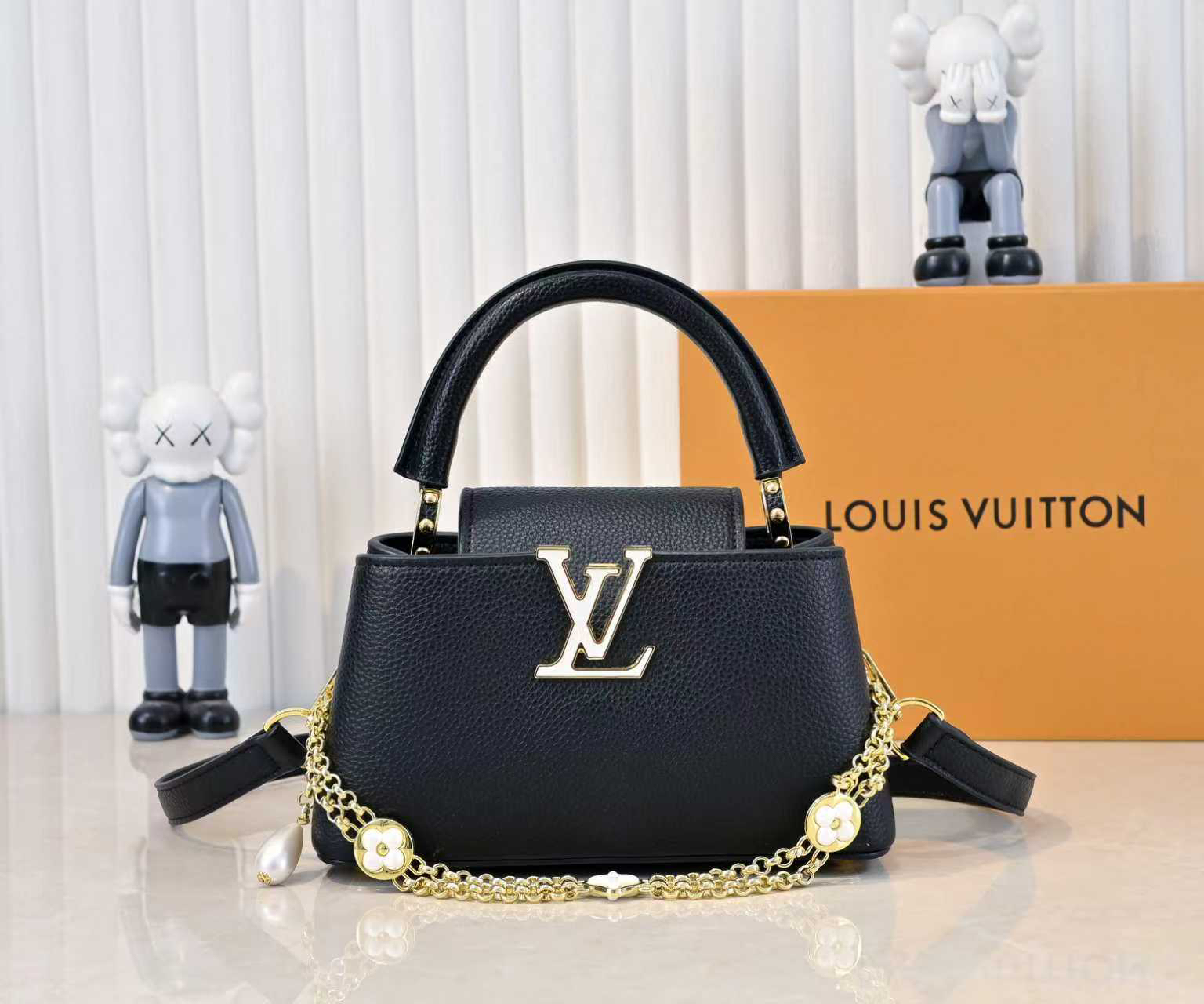Louis Vuitton Hot New Product-142