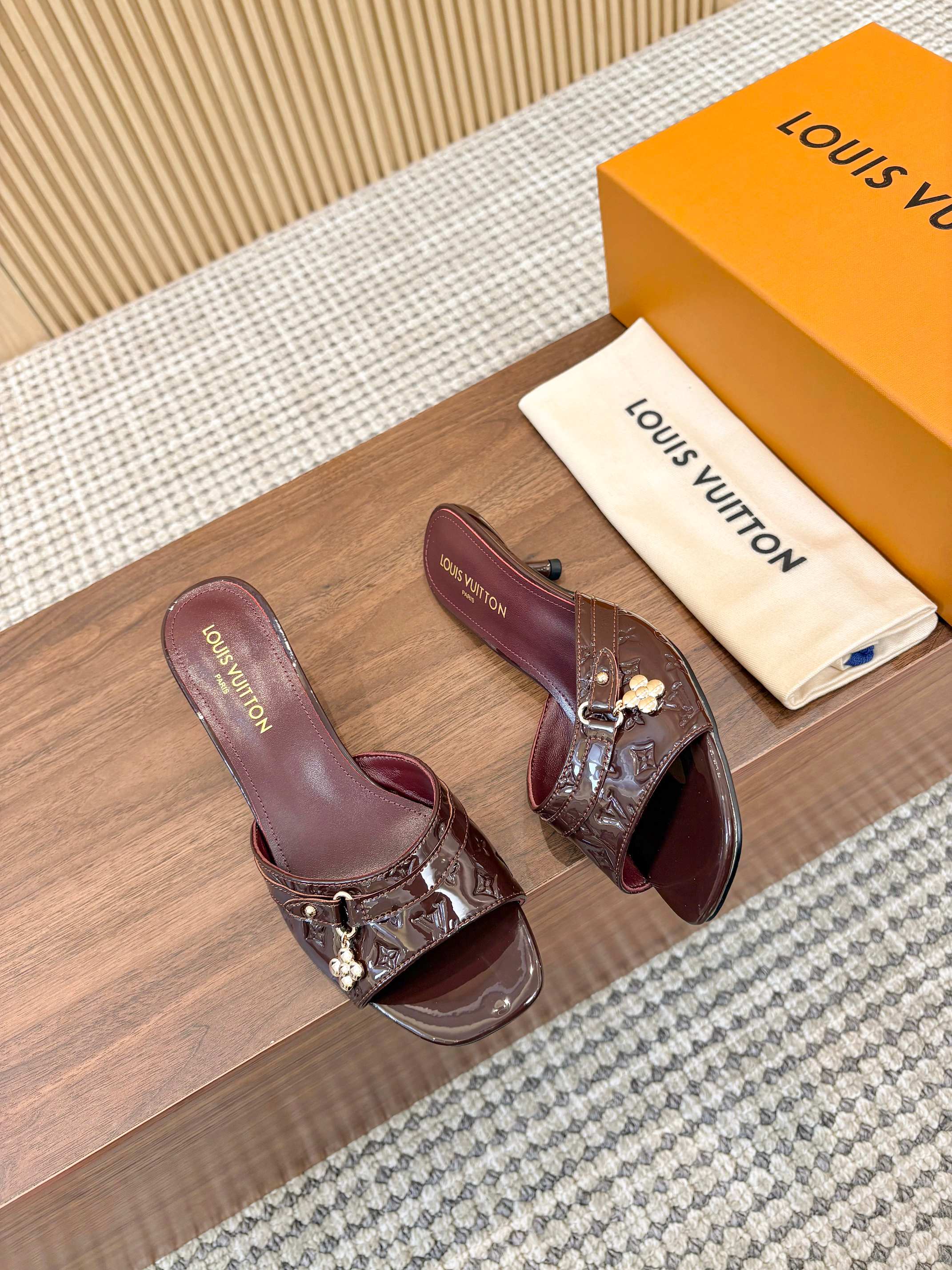 LV Summer footwear