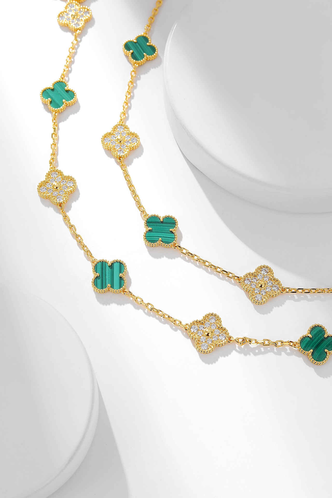 Van Cleef & Arpels necklace-90