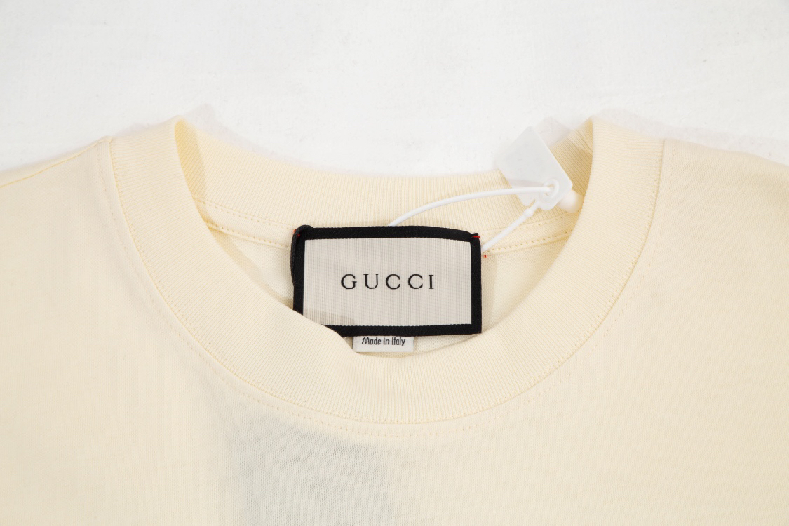 Gucci clothing-53