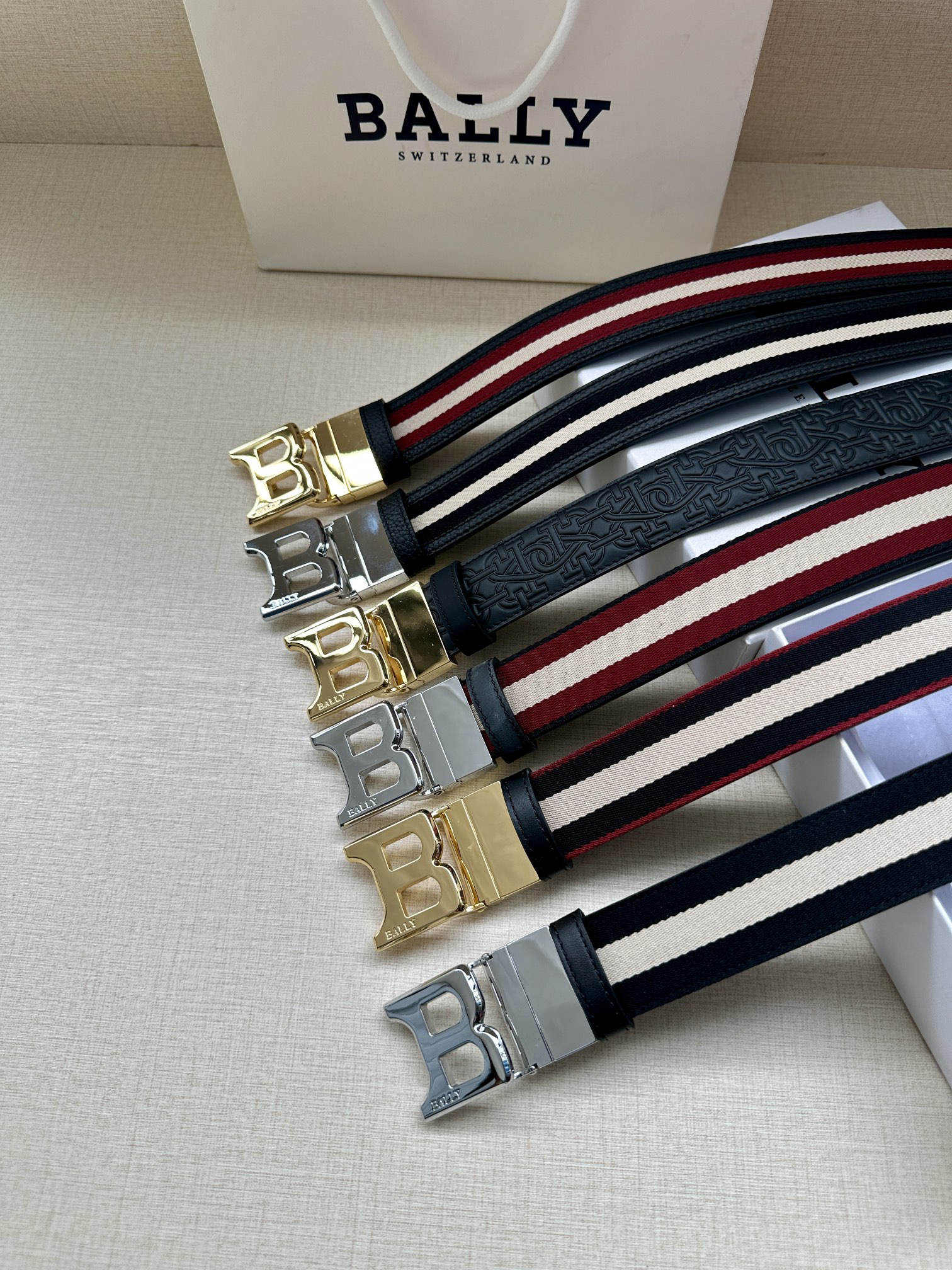 Burberry belt-77