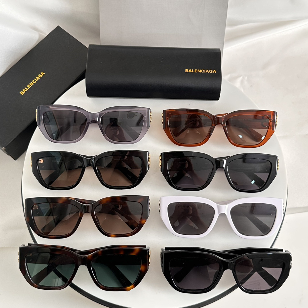 Balenciaga glasses-12