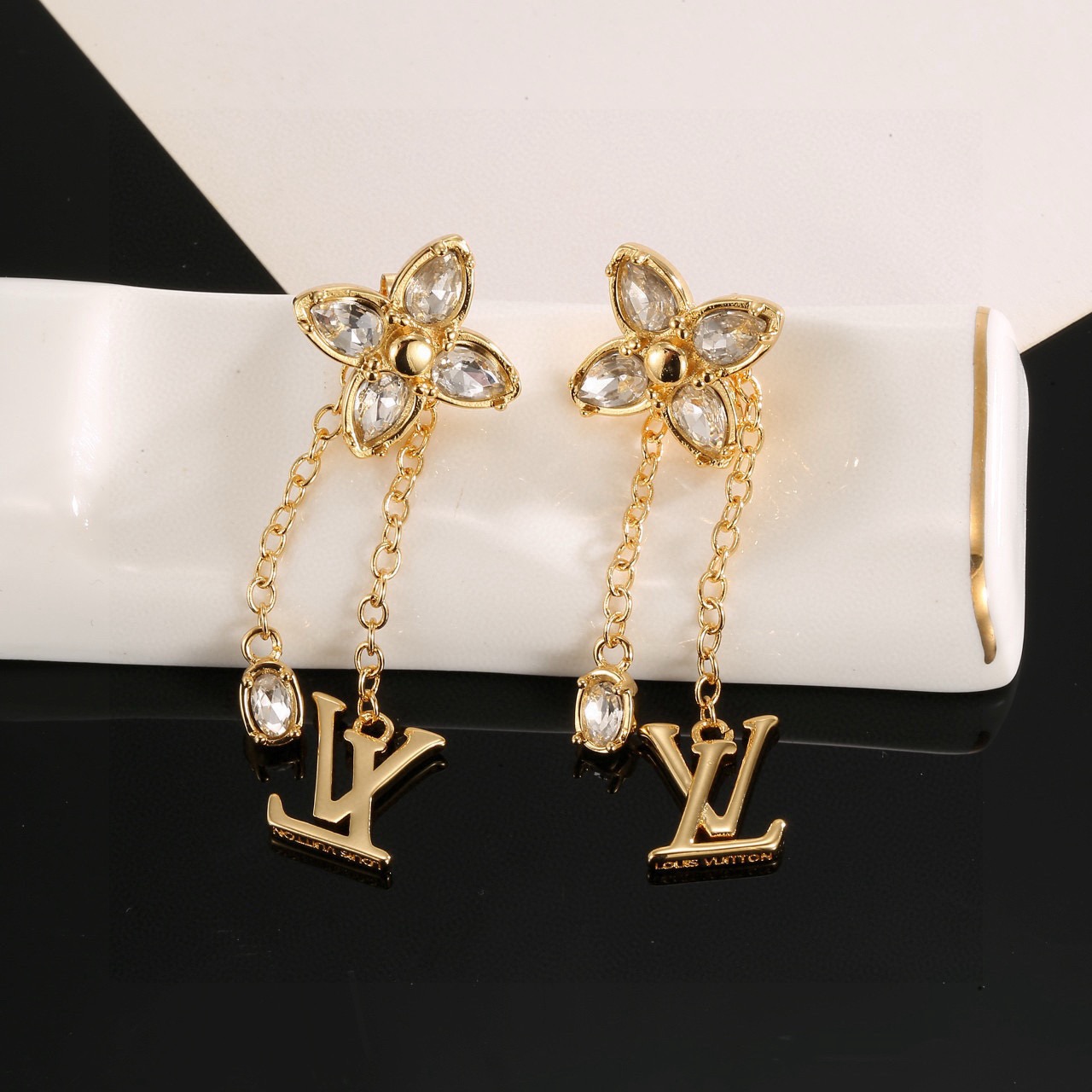 LV earrings-11