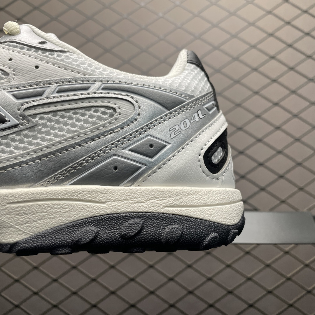 New Balance Sneakers-172