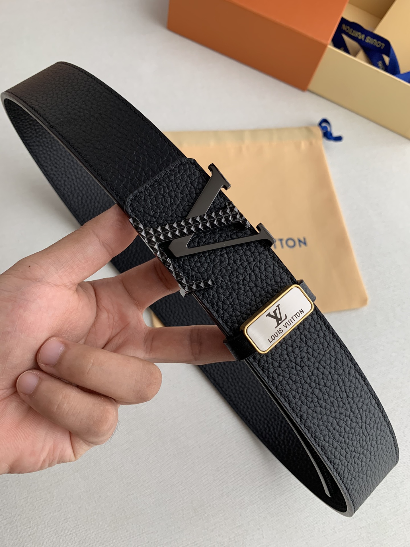 Lv belt-18
