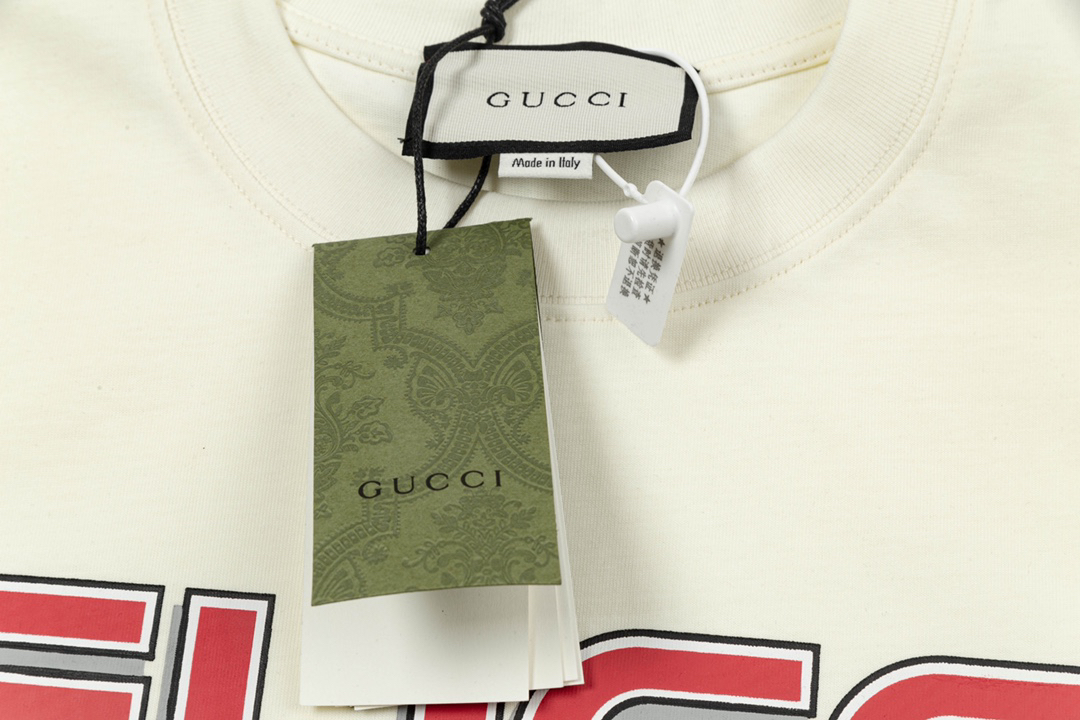Gucci clothing-74