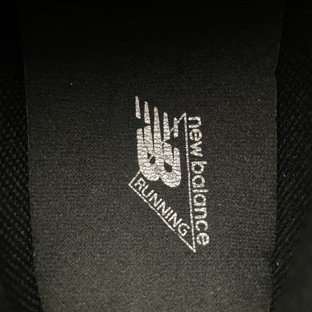 New Balance Sneakers-49