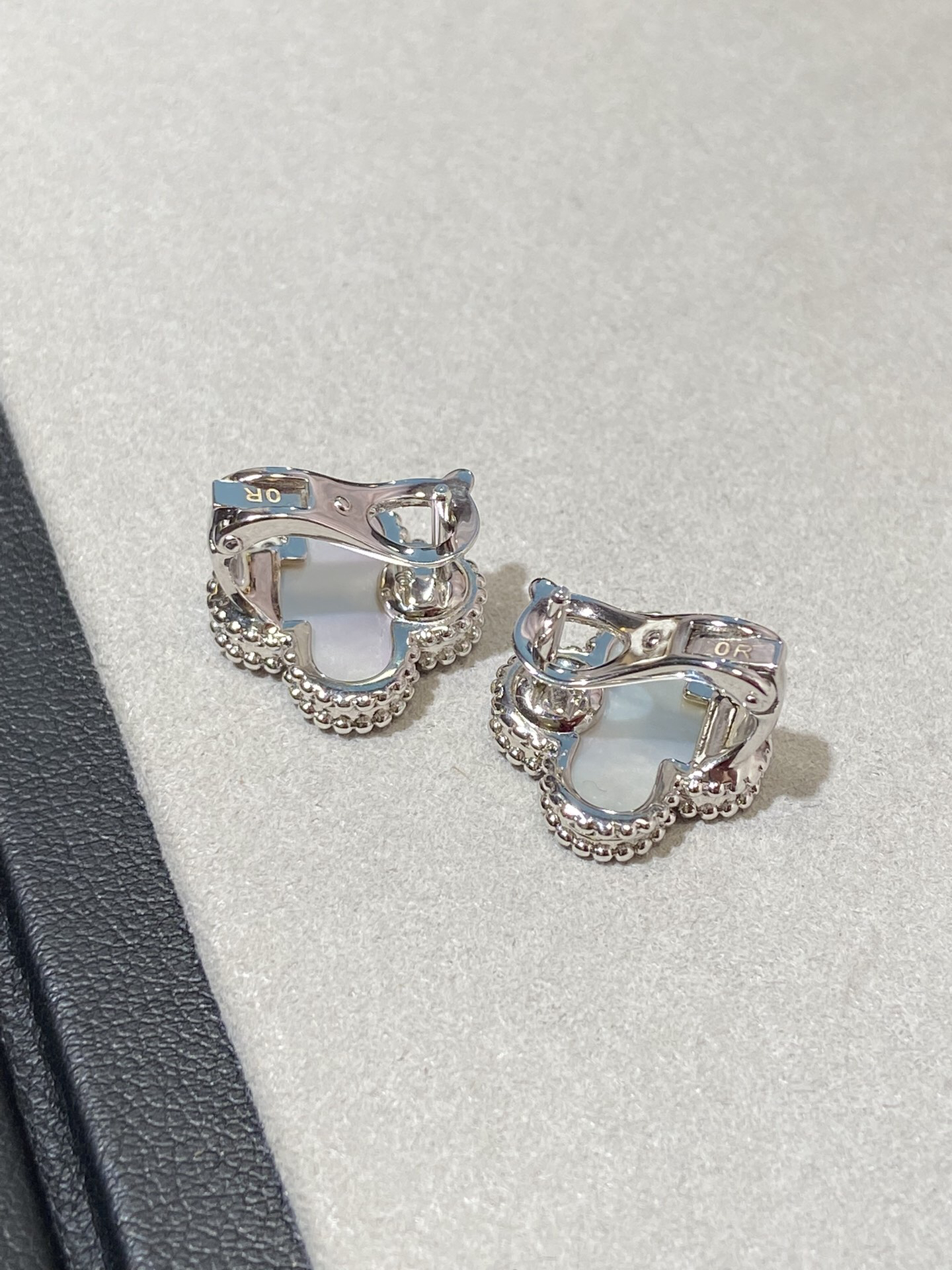 Van Cleef & Arpels earring-3