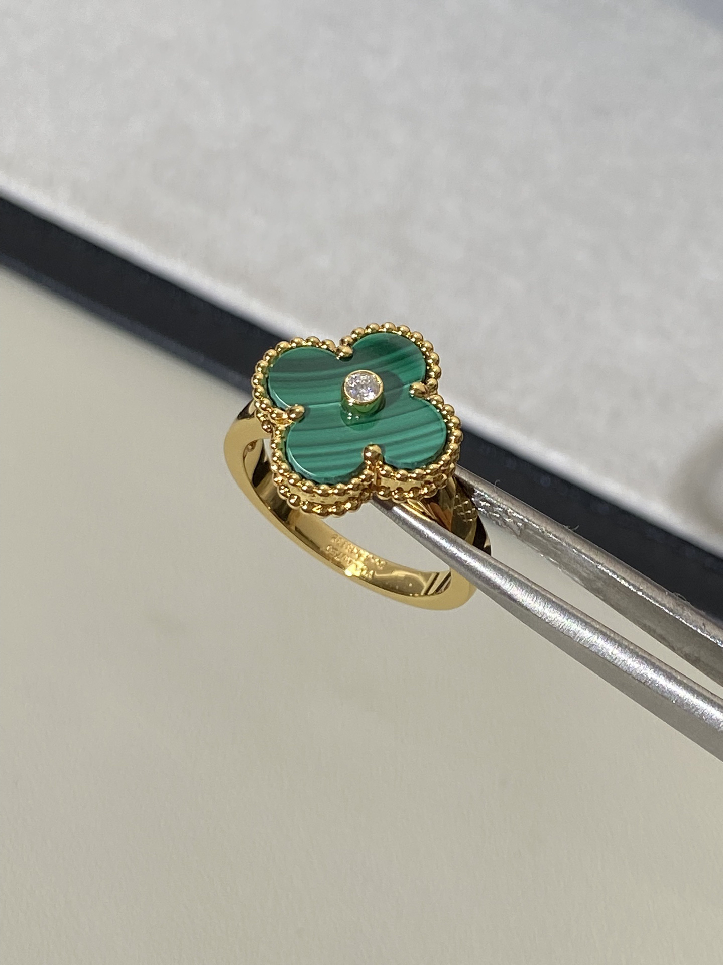 Van Cleef & Arpels ring-26