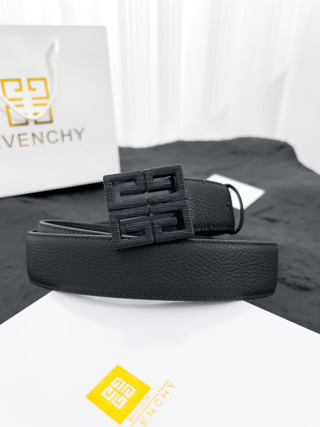 Givenchy belt-3