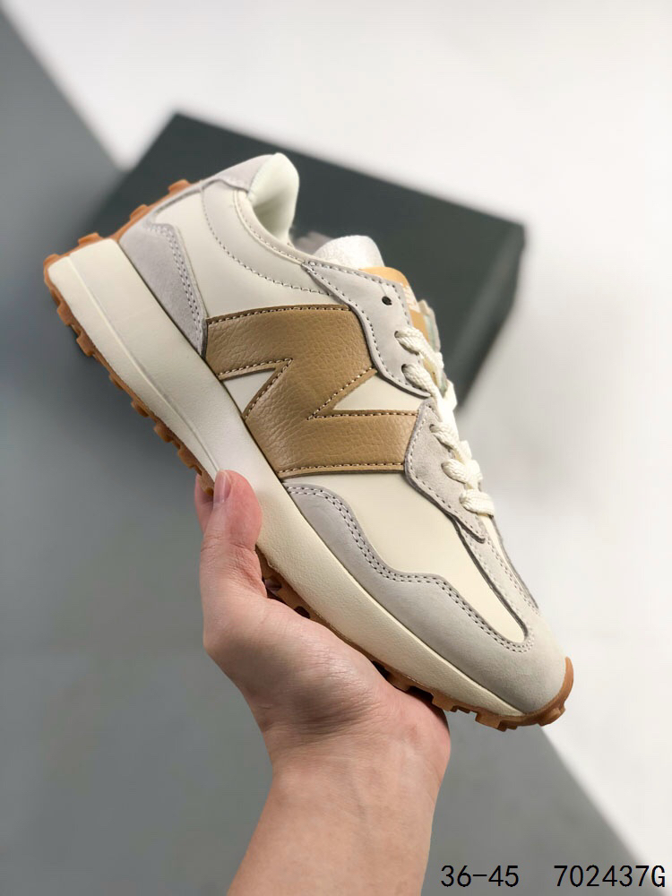 New Balance Sneakers-384