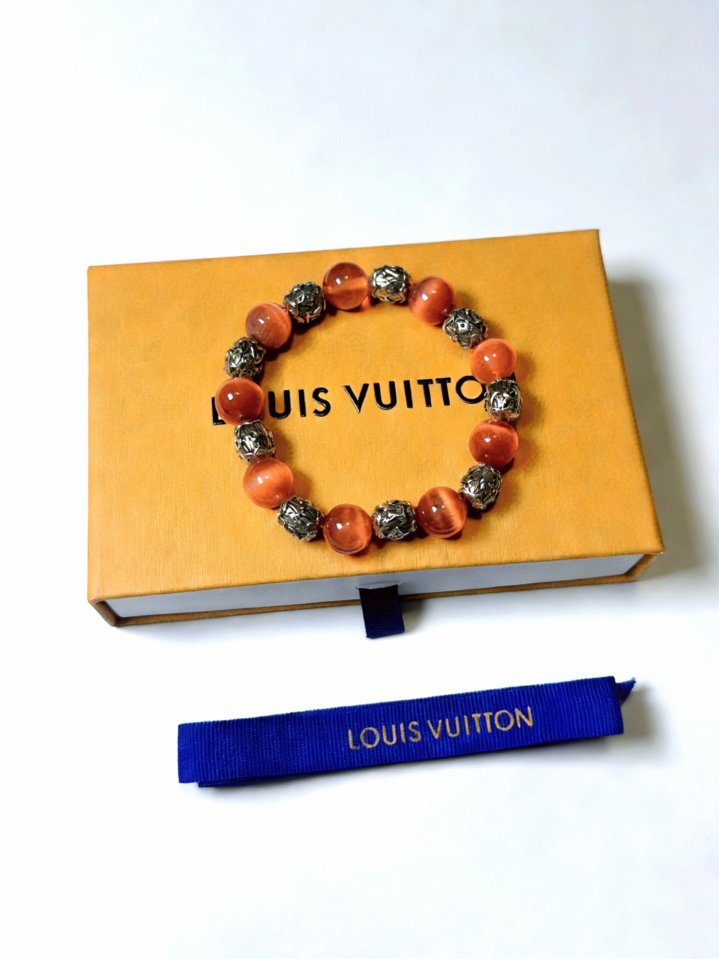 LV Bracelet-37