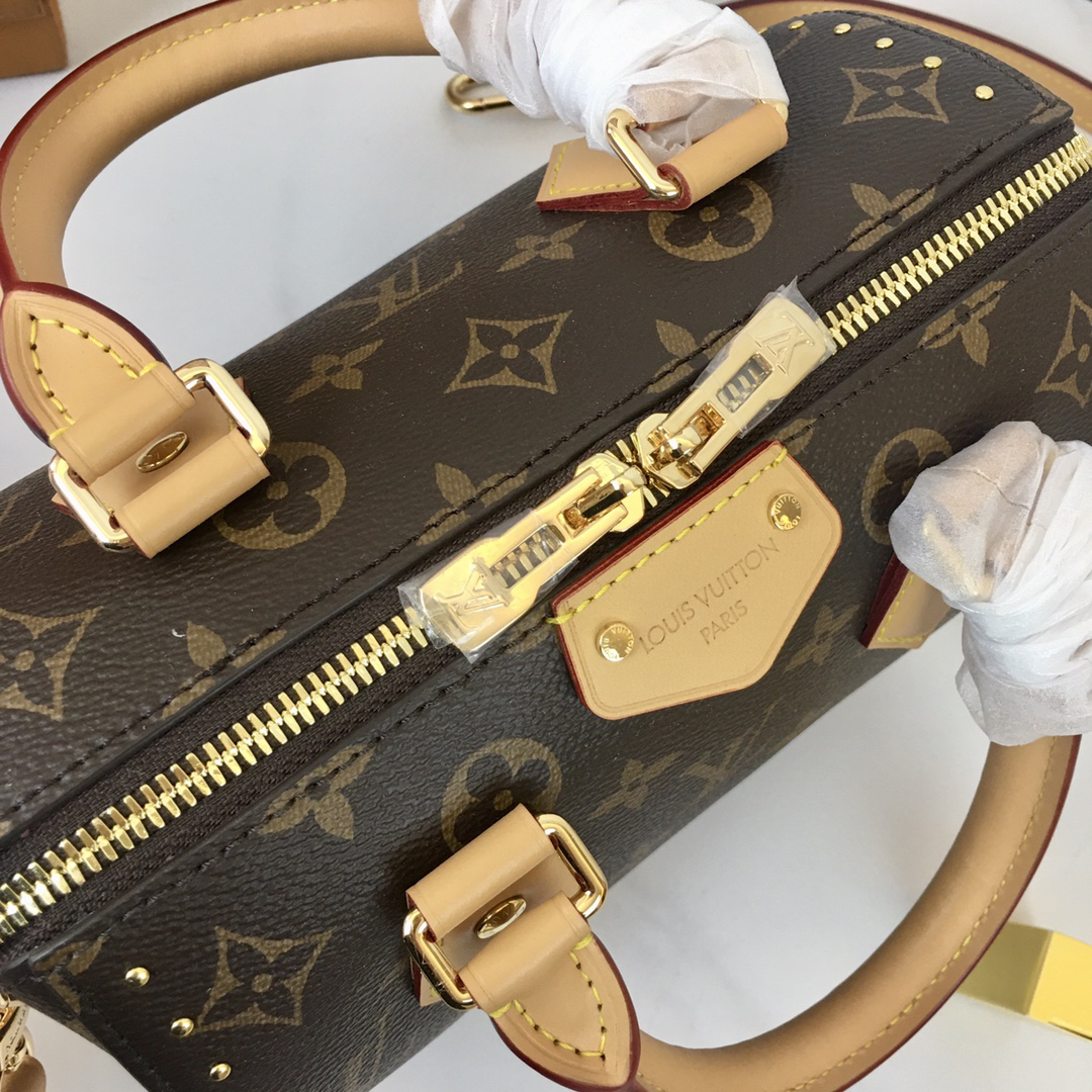 Louis Vuitton Hot New Product-96