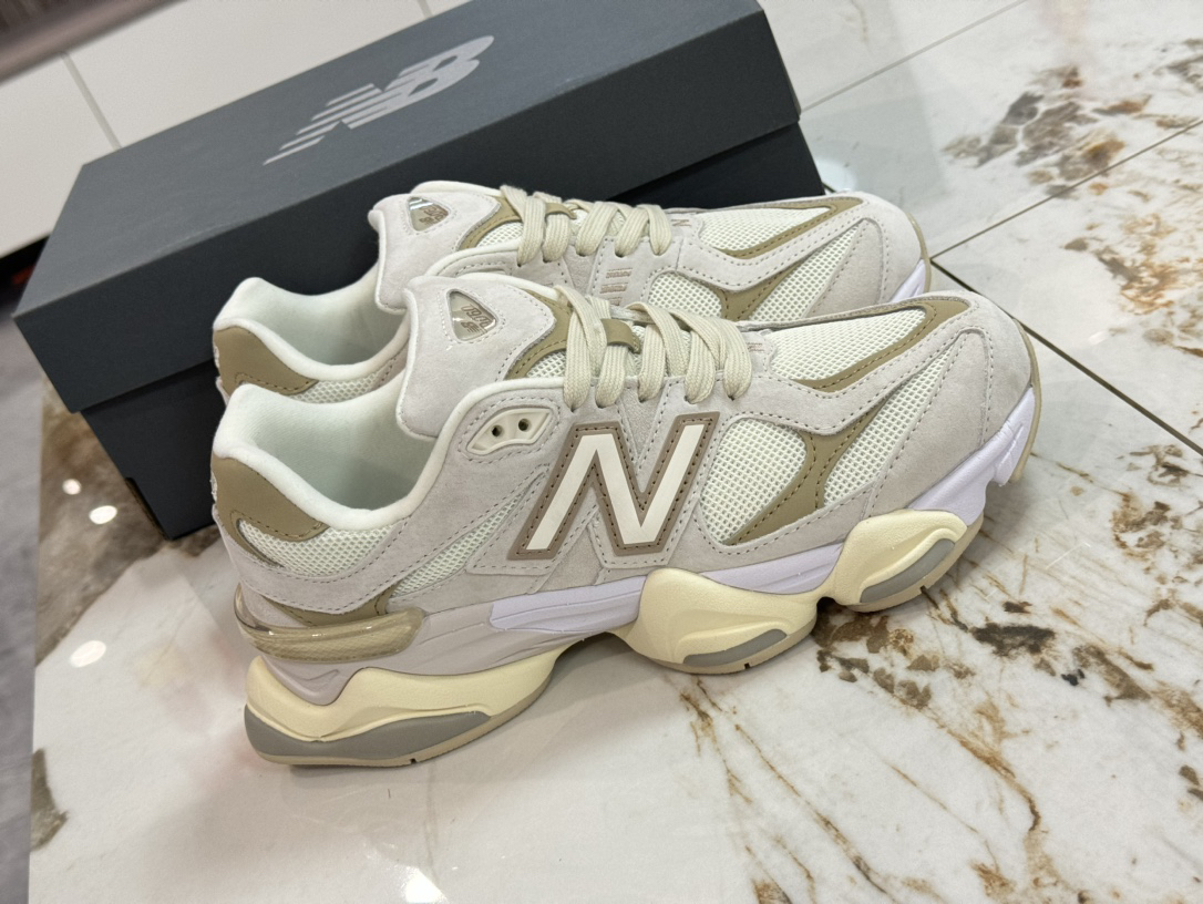 New Balance Sneakers-145