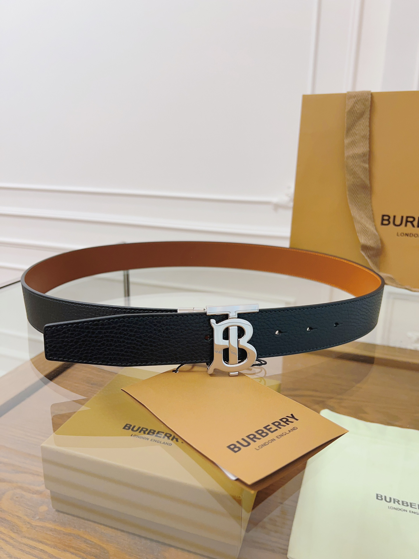 Burberry belt-104