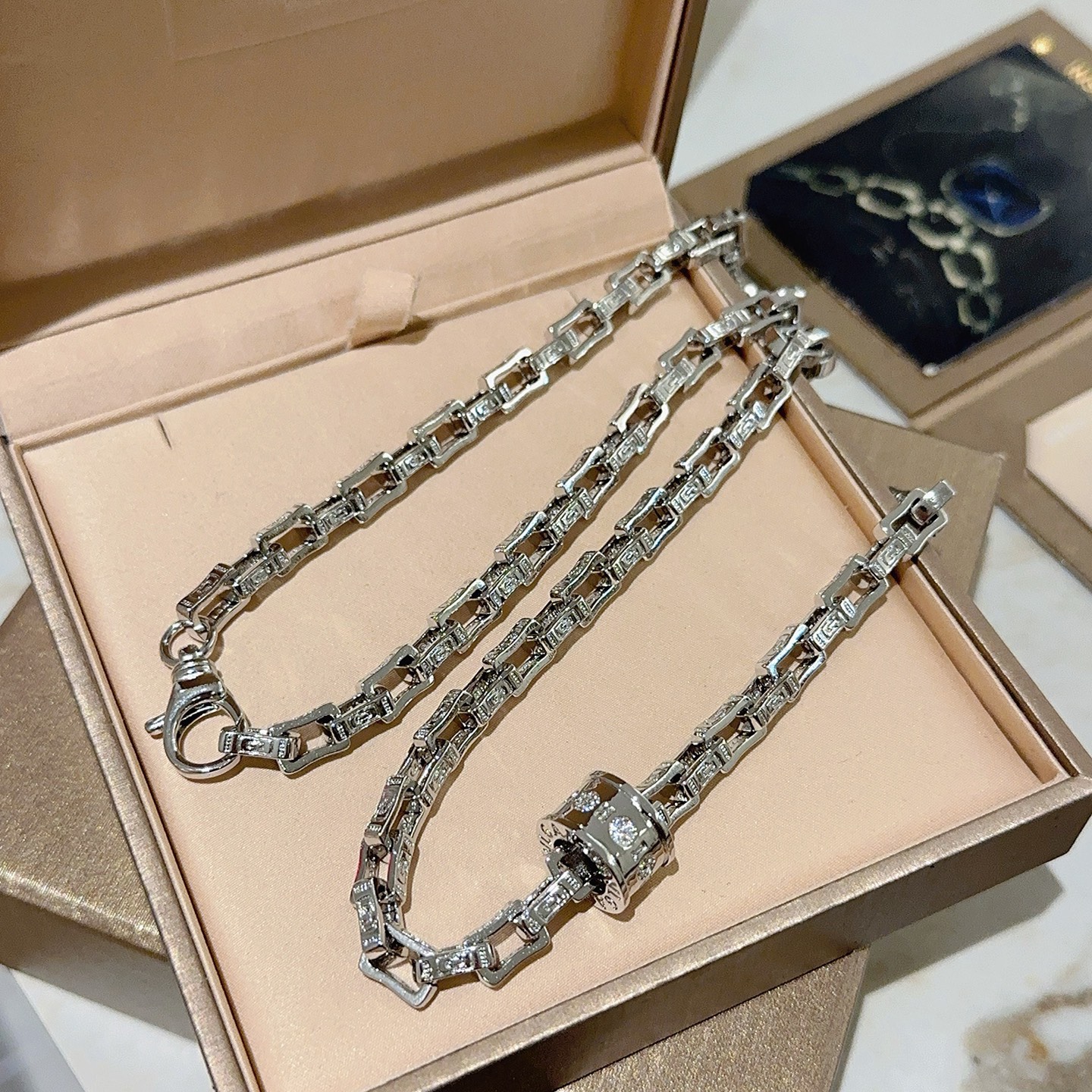 Bottega Veneta necklace-10
