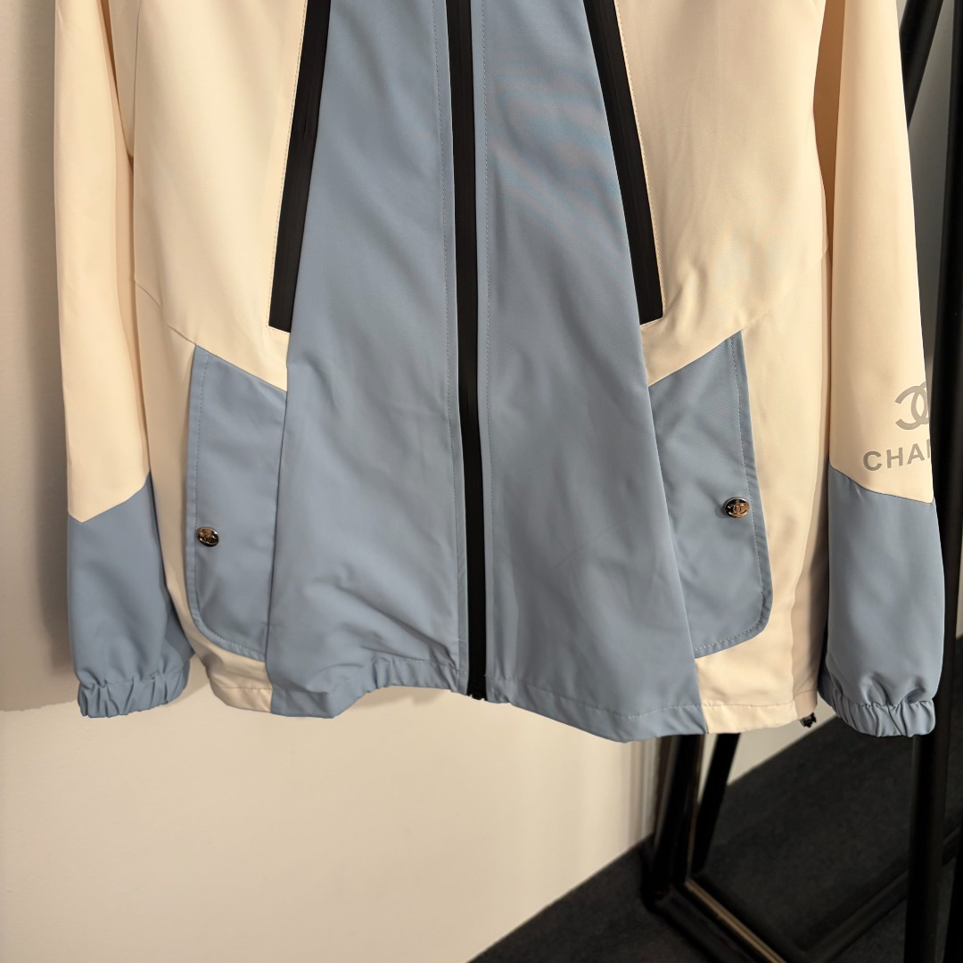 Chanel Clothing-209