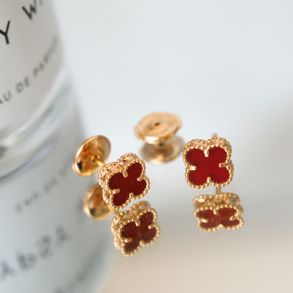 Van Cleef & Arpels earring-67