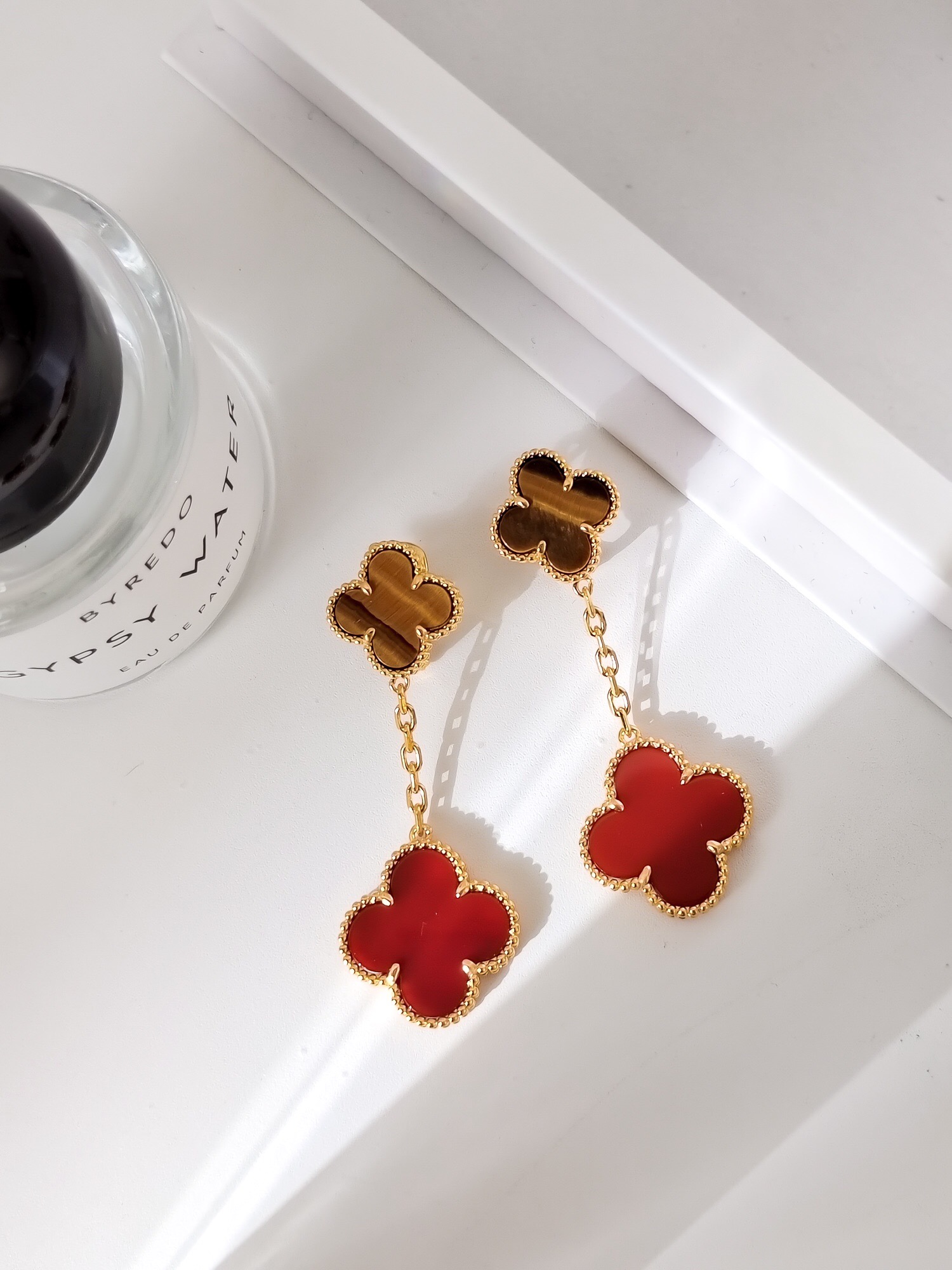 Van Cleef & Arpels earring-47