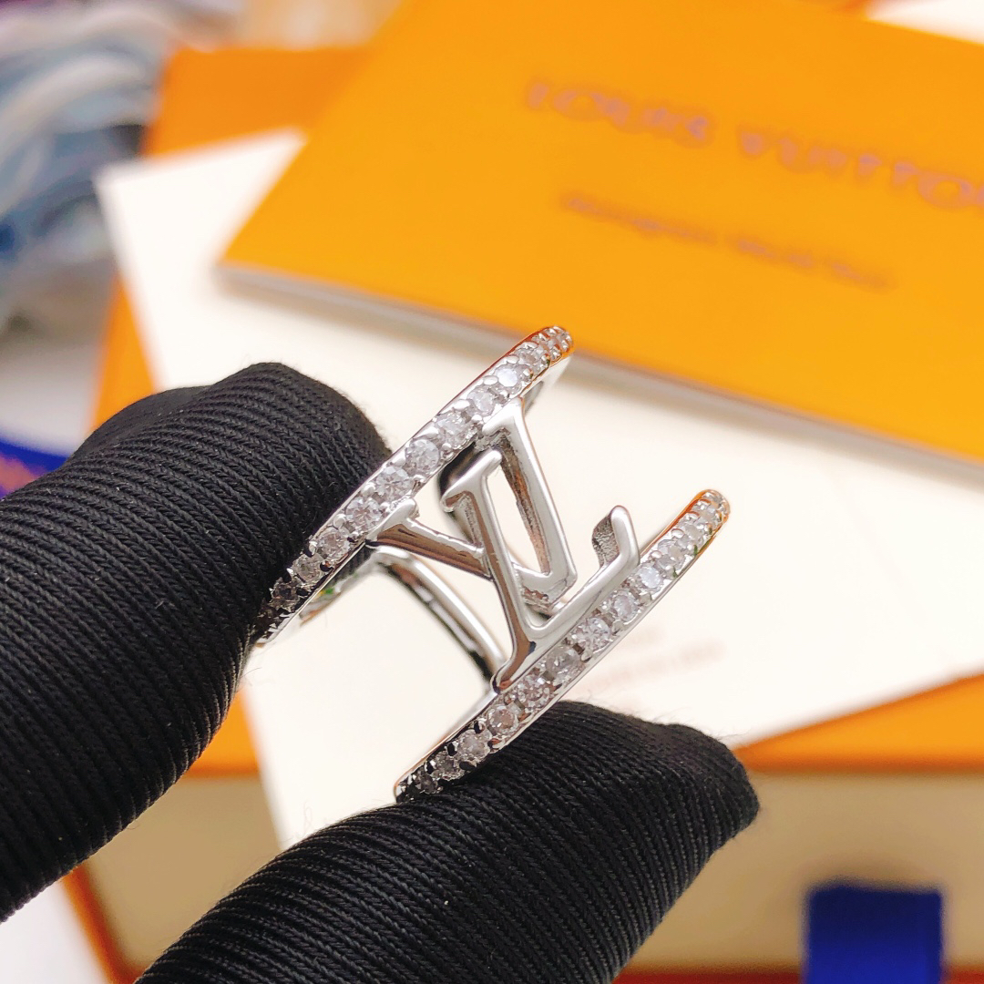 LV ring-28