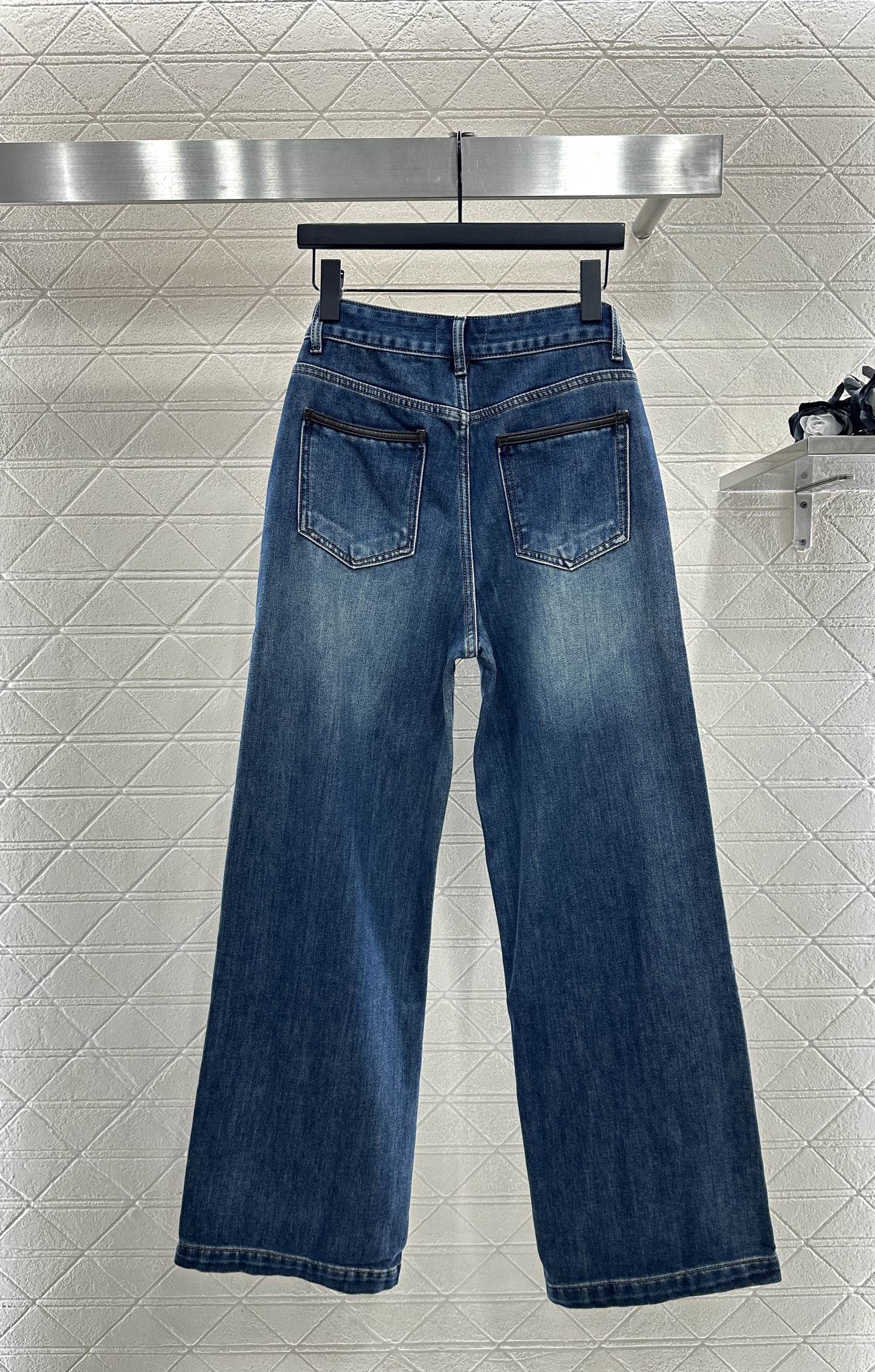 Chanel clothing-132